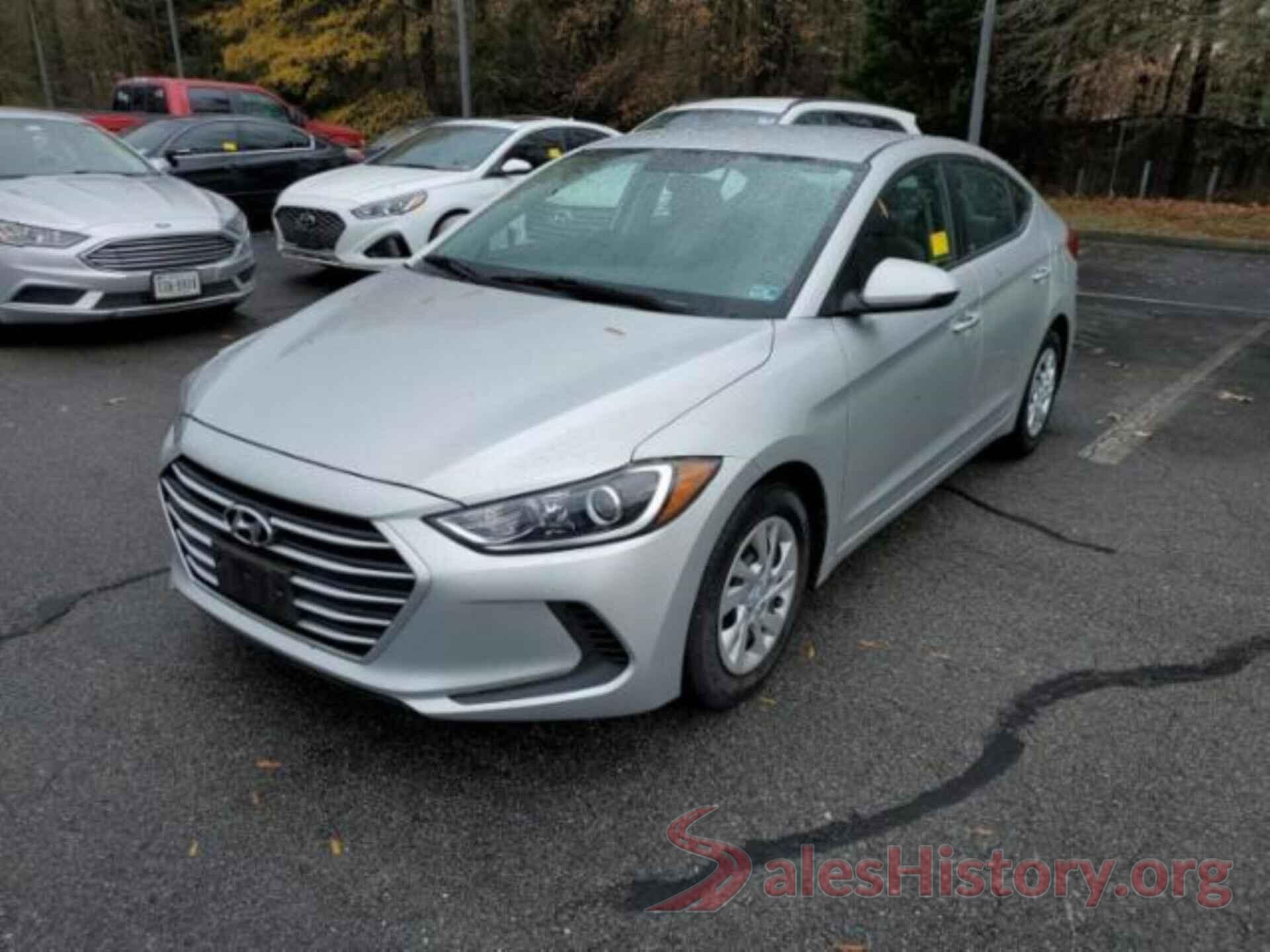 5NPD74LF7JH229672 2018 HYUNDAI ELANTRA