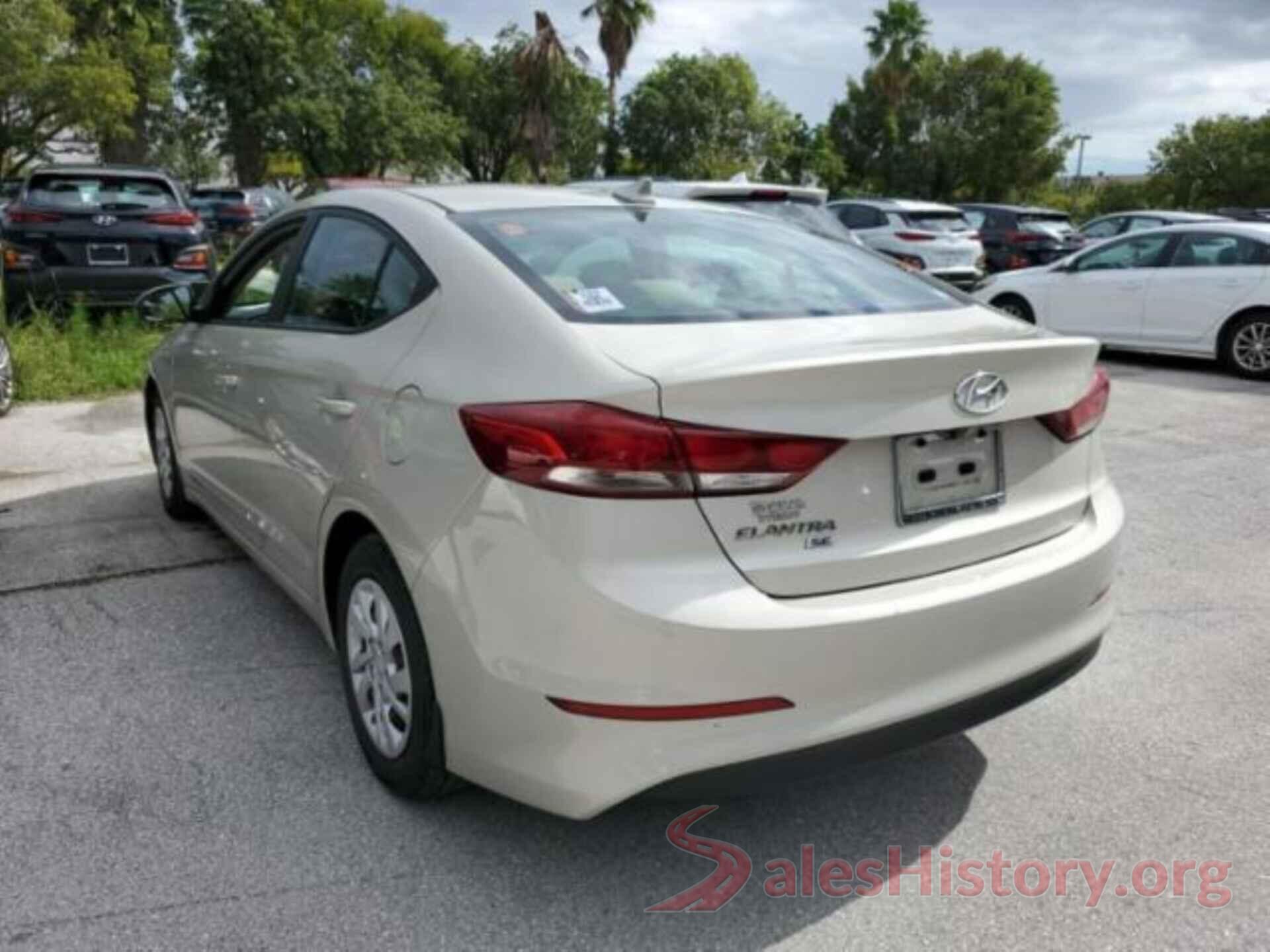 5NPD74LF9HH193851 2017 HYUNDAI ELANTRA