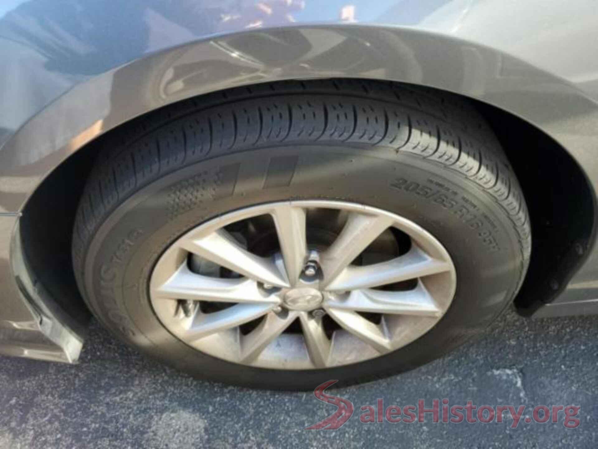 5NPE24AF0JH644306 2018 HYUNDAI SONATA