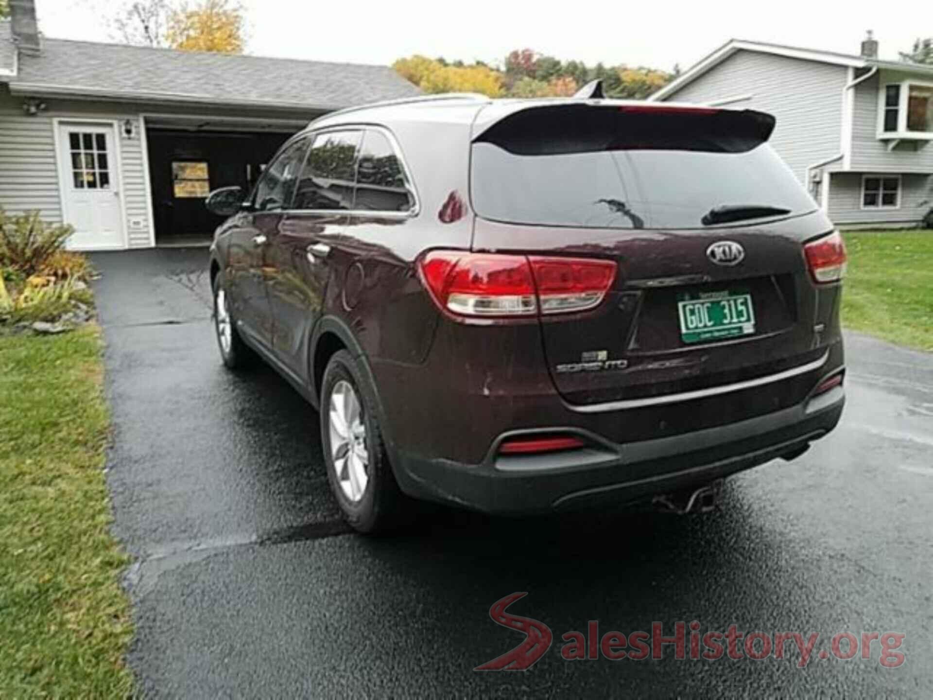 5XYPGDA30HG231125 2017 KIA SORENTO