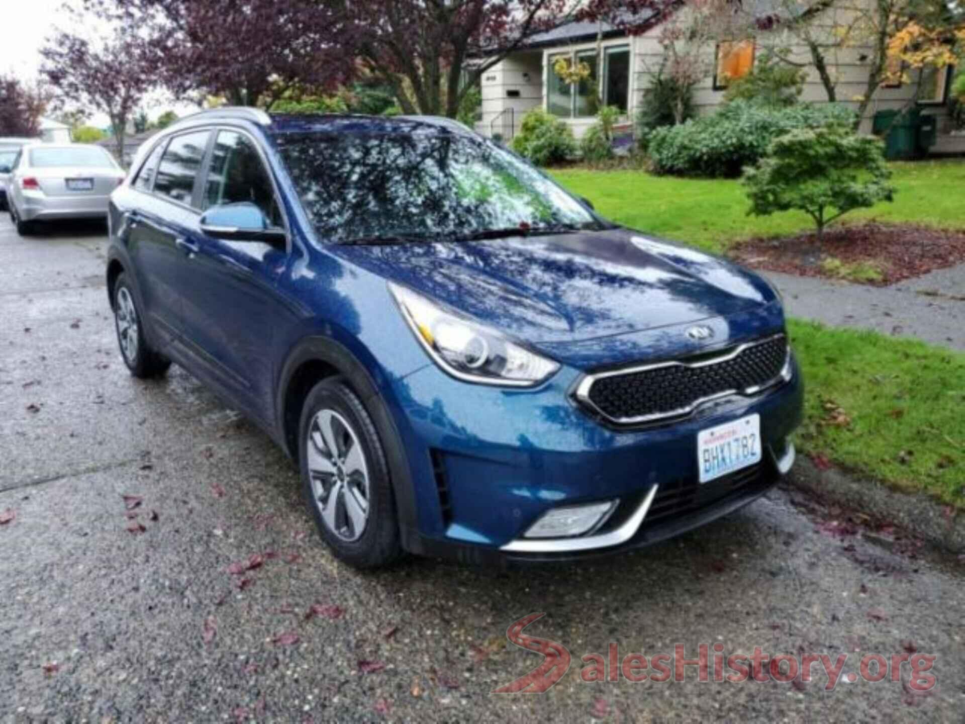 KNDCE3LC4J5127425 2018 KIA NIRO