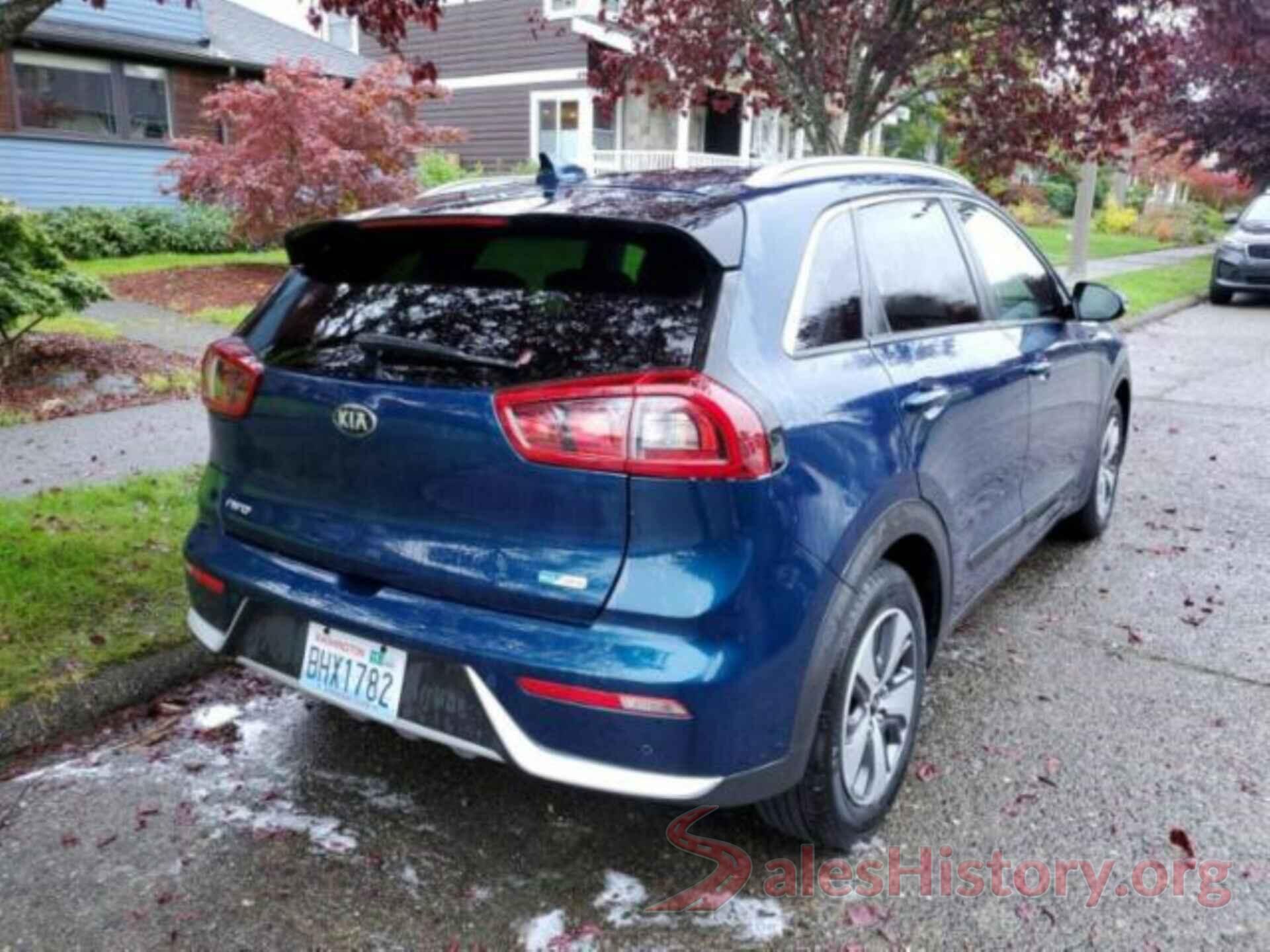 KNDCE3LC4J5127425 2018 KIA NIRO