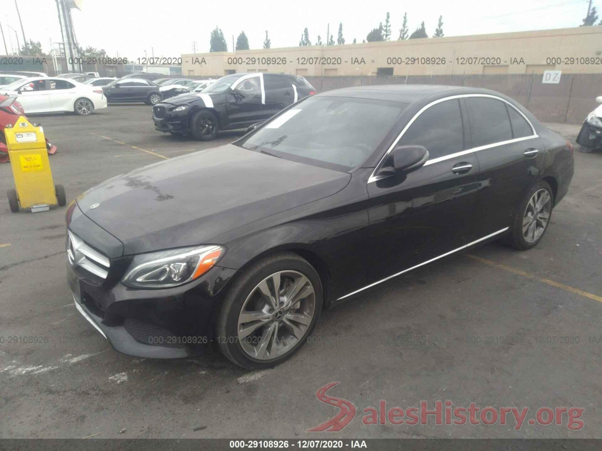 55SWF4JB8JU274404 2018 MERCEDES-BENZ C-CLASS