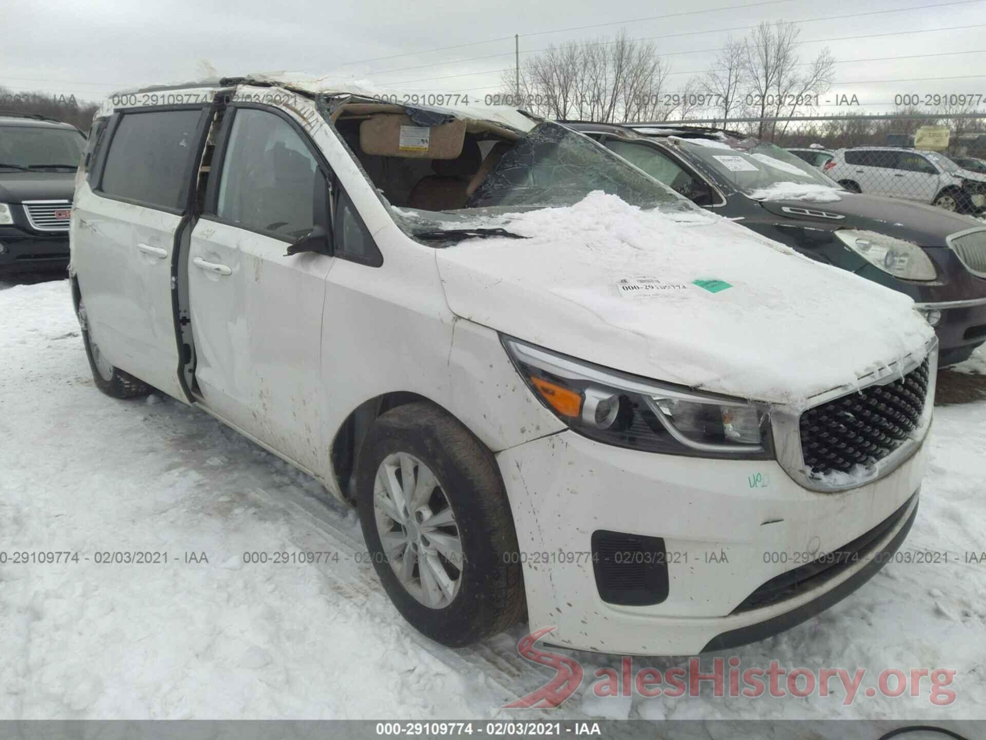 KNDMB5C17G6083513 2016 KIA SEDONA