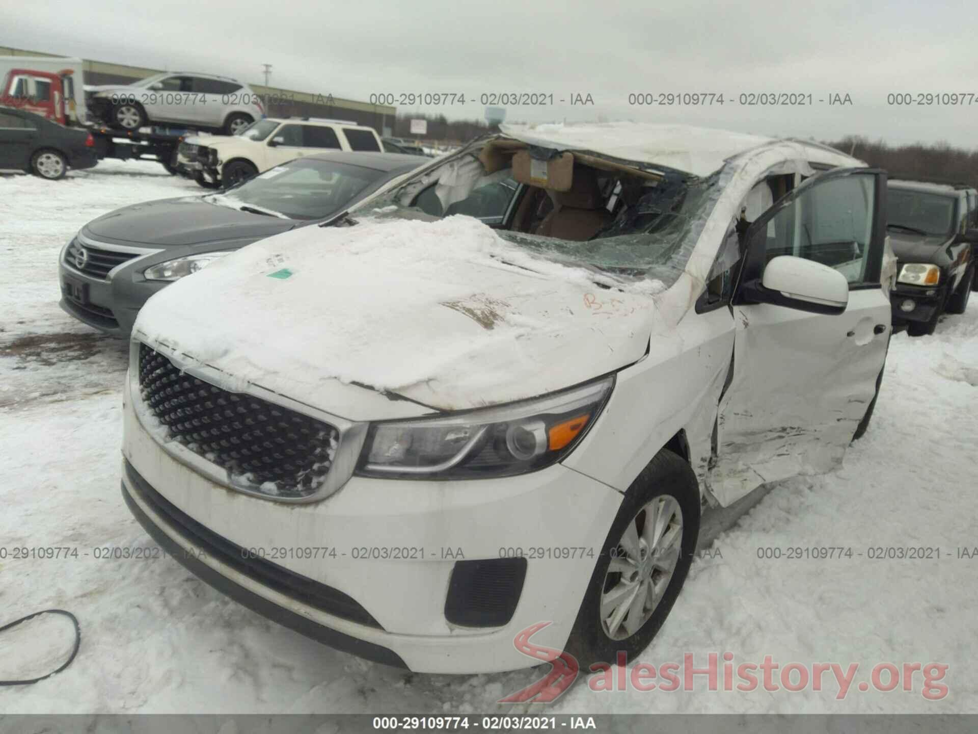 KNDMB5C17G6083513 2016 KIA SEDONA