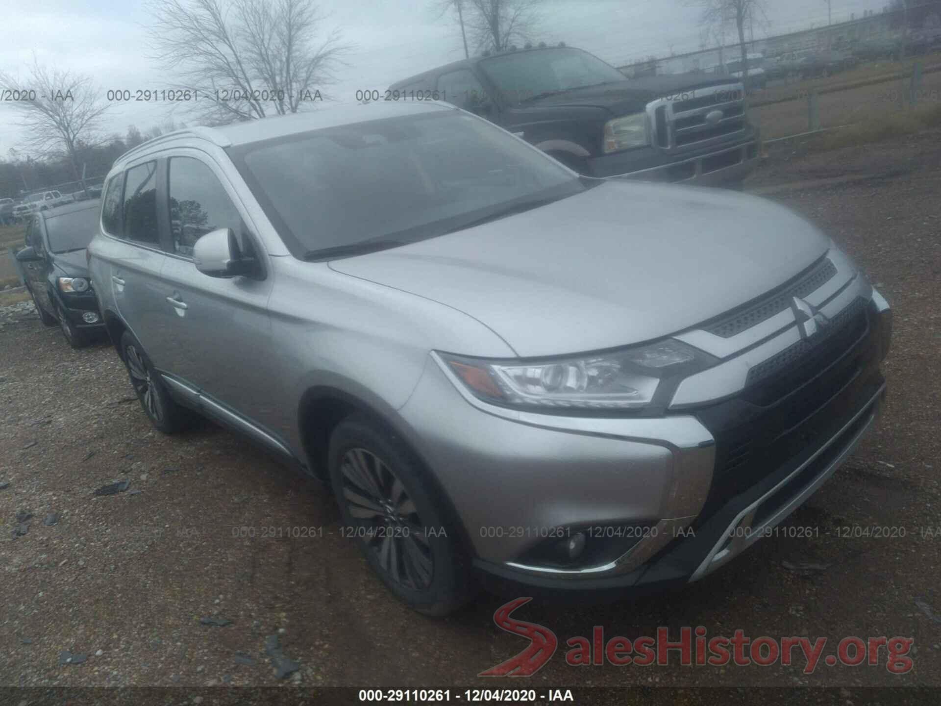 JA4AD3A32LZ028850 2020 MITSUBISHI OUTLANDER