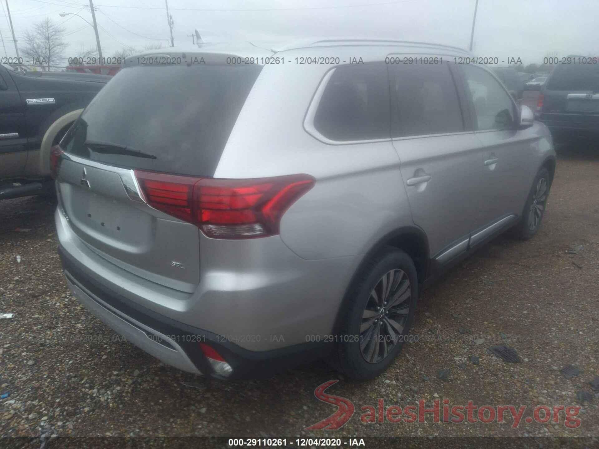 JA4AD3A32LZ028850 2020 MITSUBISHI OUTLANDER