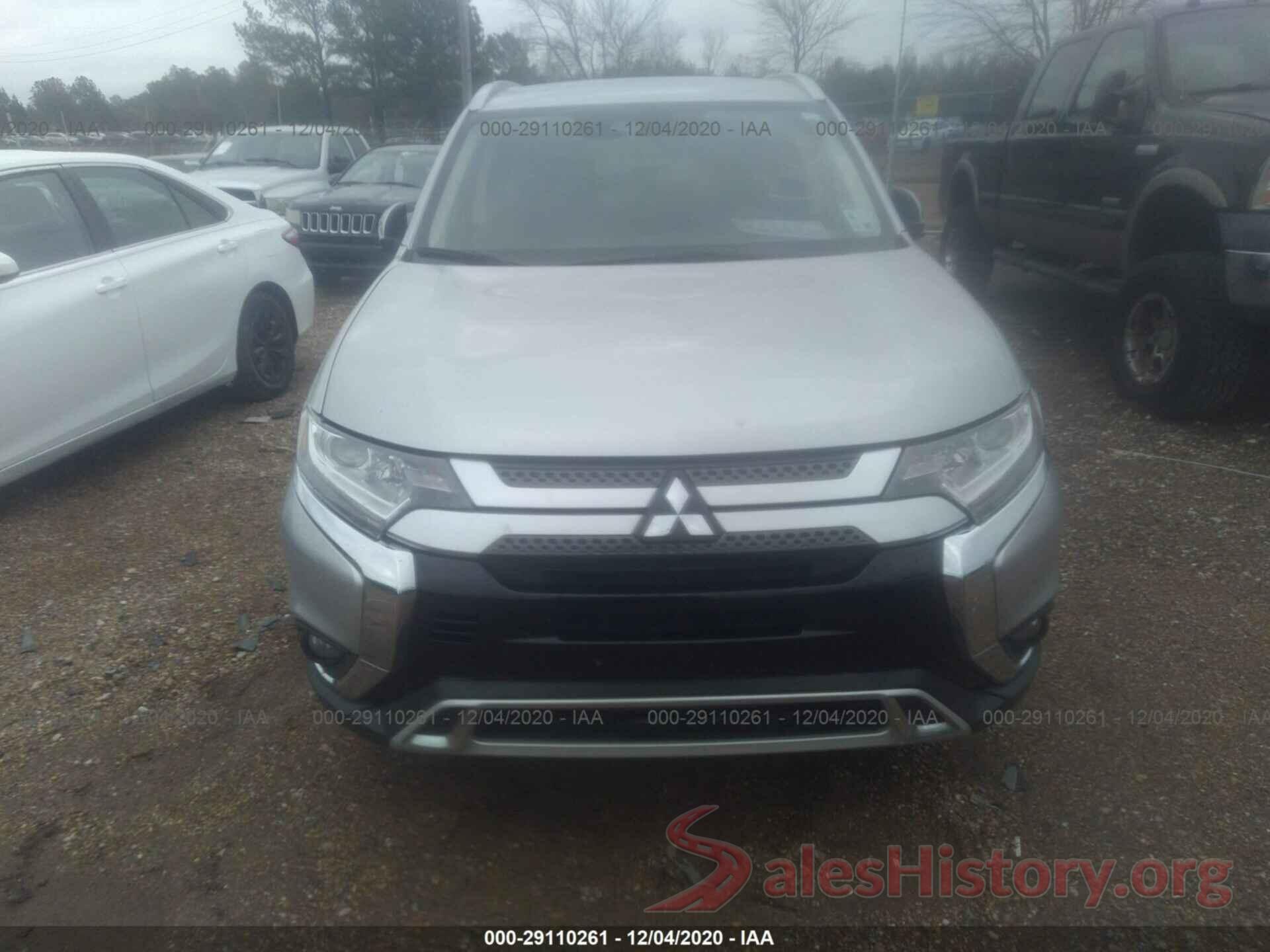 JA4AD3A32LZ028850 2020 MITSUBISHI OUTLANDER