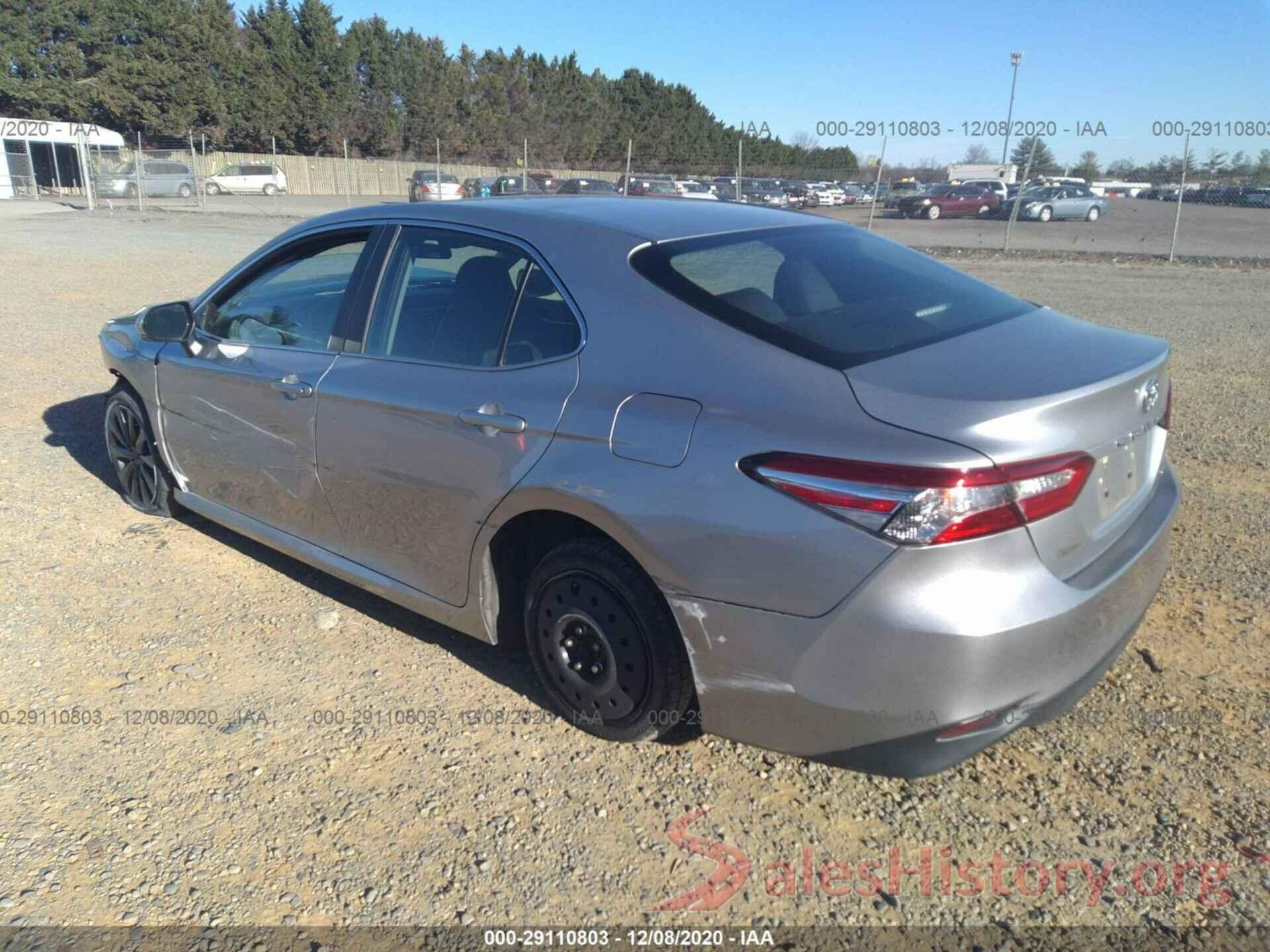 4T1B11HK5JU099647 2018 TOYOTA CAMRY