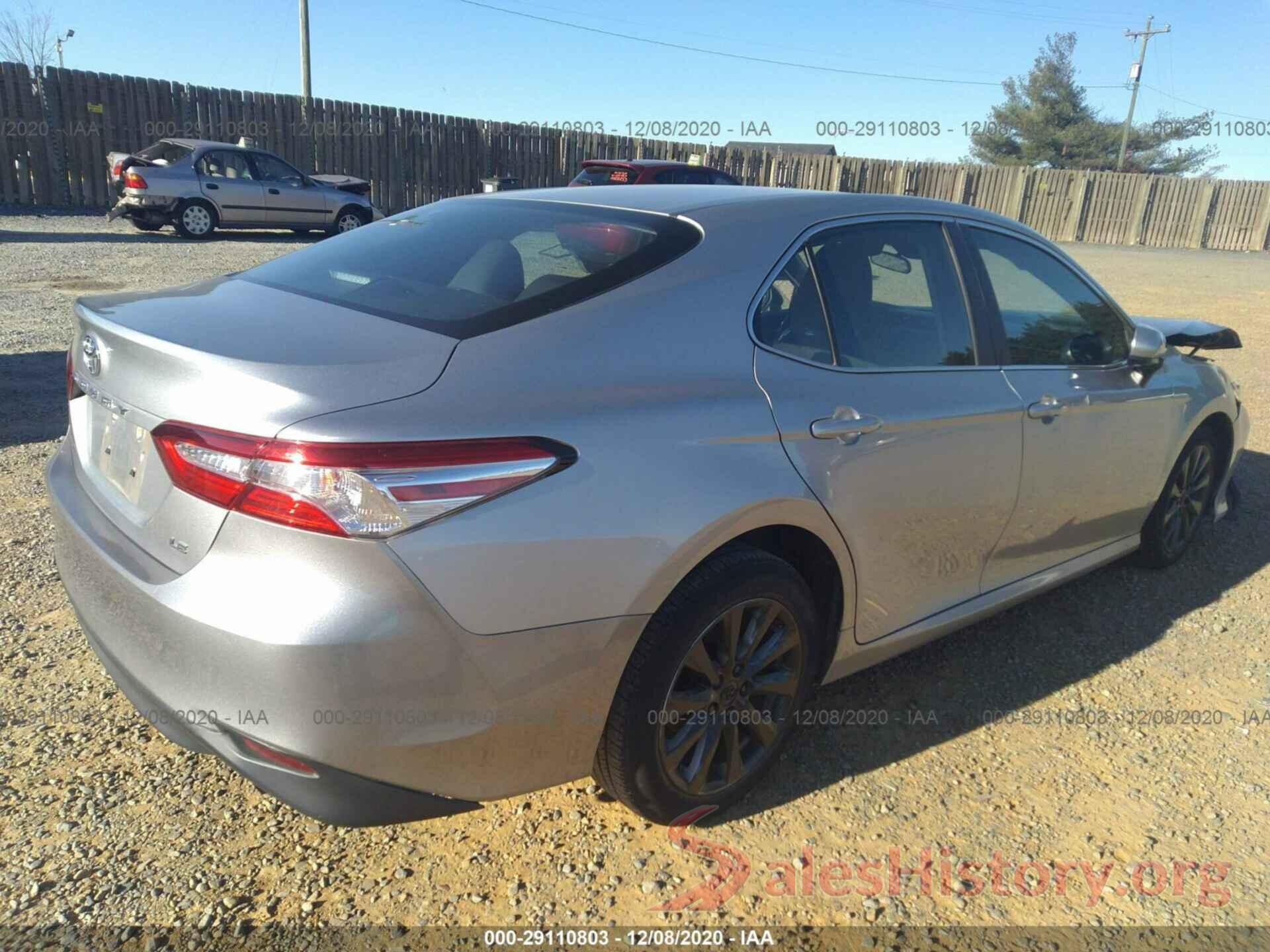 4T1B11HK5JU099647 2018 TOYOTA CAMRY