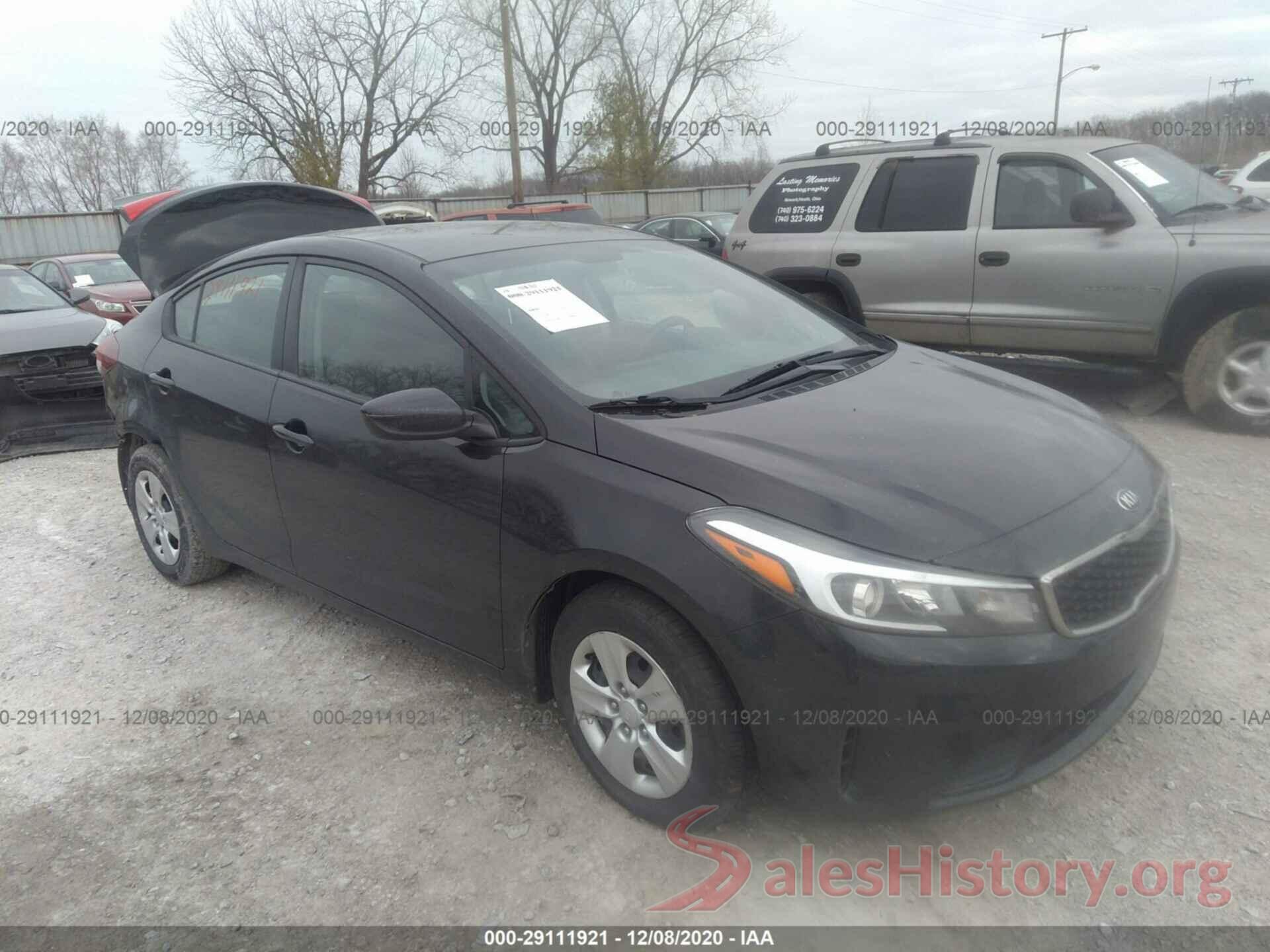 3KPFK4A72HE157927 2017 KIA FORTE