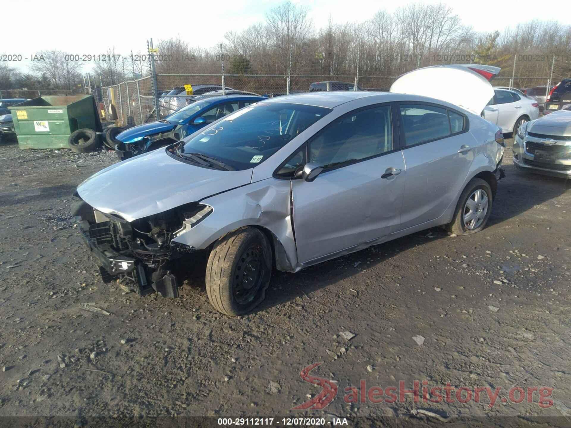 3KPFK4A7XJE184301 2018 KIA FORTE