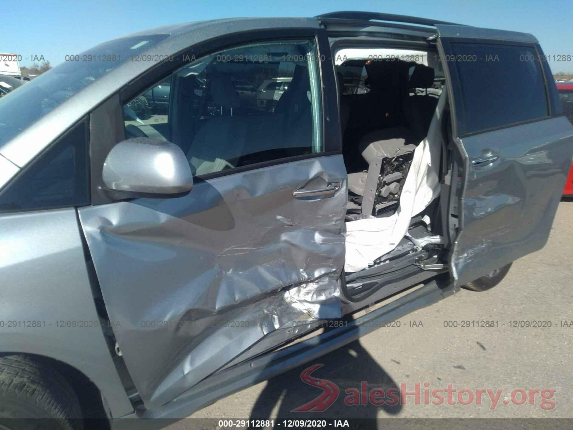 5TDYZ3DC4KS998720 2019 TOYOTA SIENNA