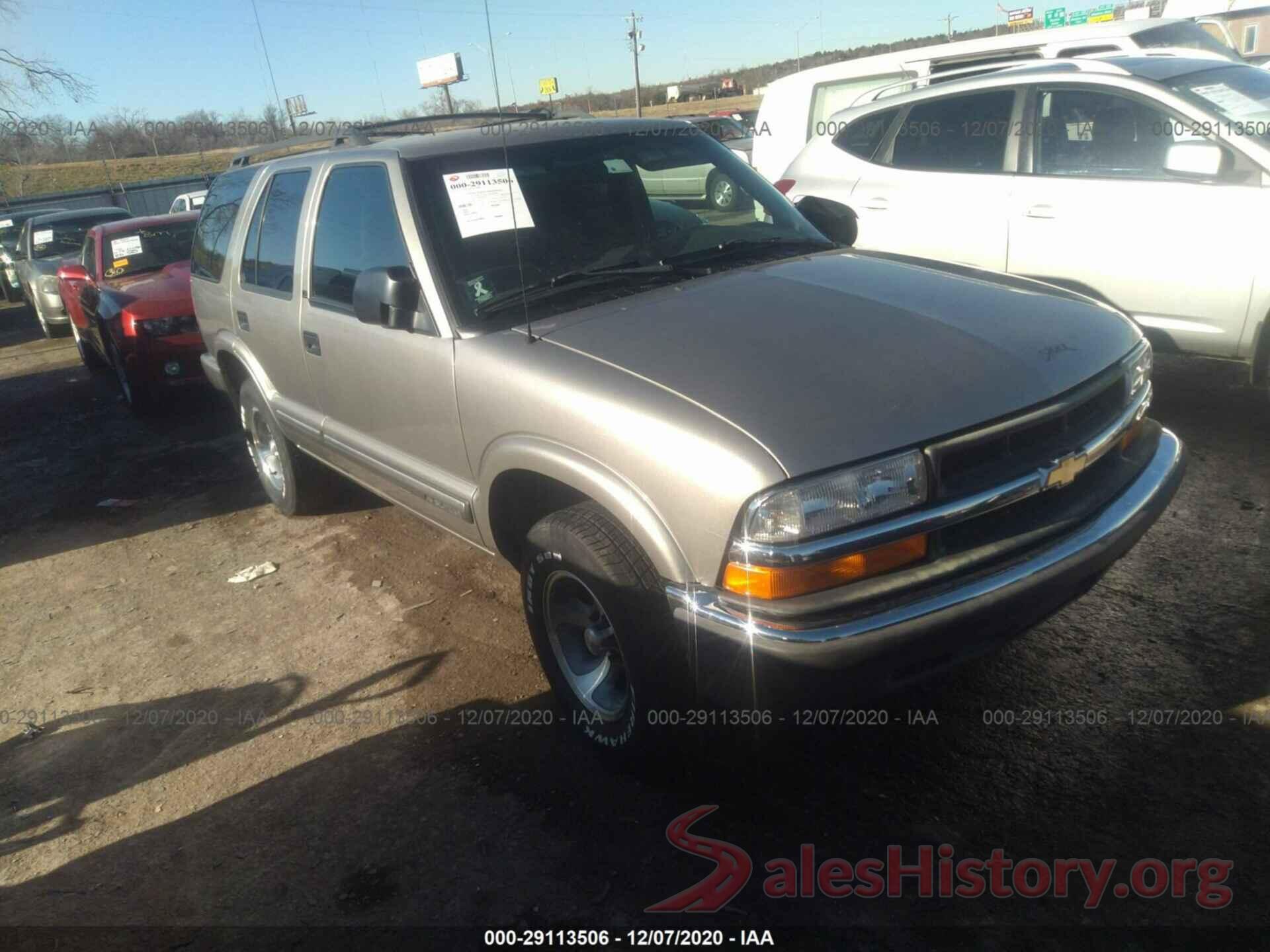 1GNCS13W812202143 2001 CHEVROLET BLAZER