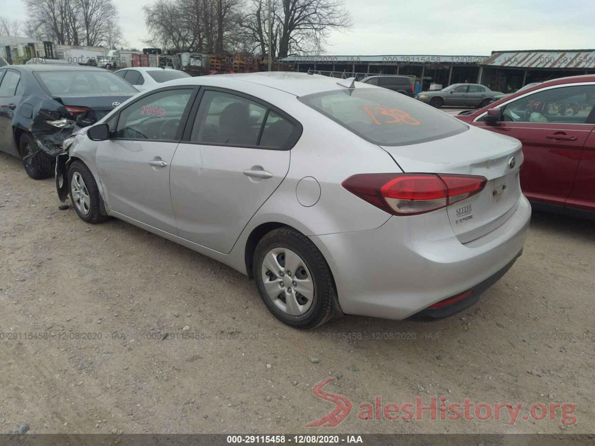 3KPFK4A71JE225186 2018 KIA FORTE