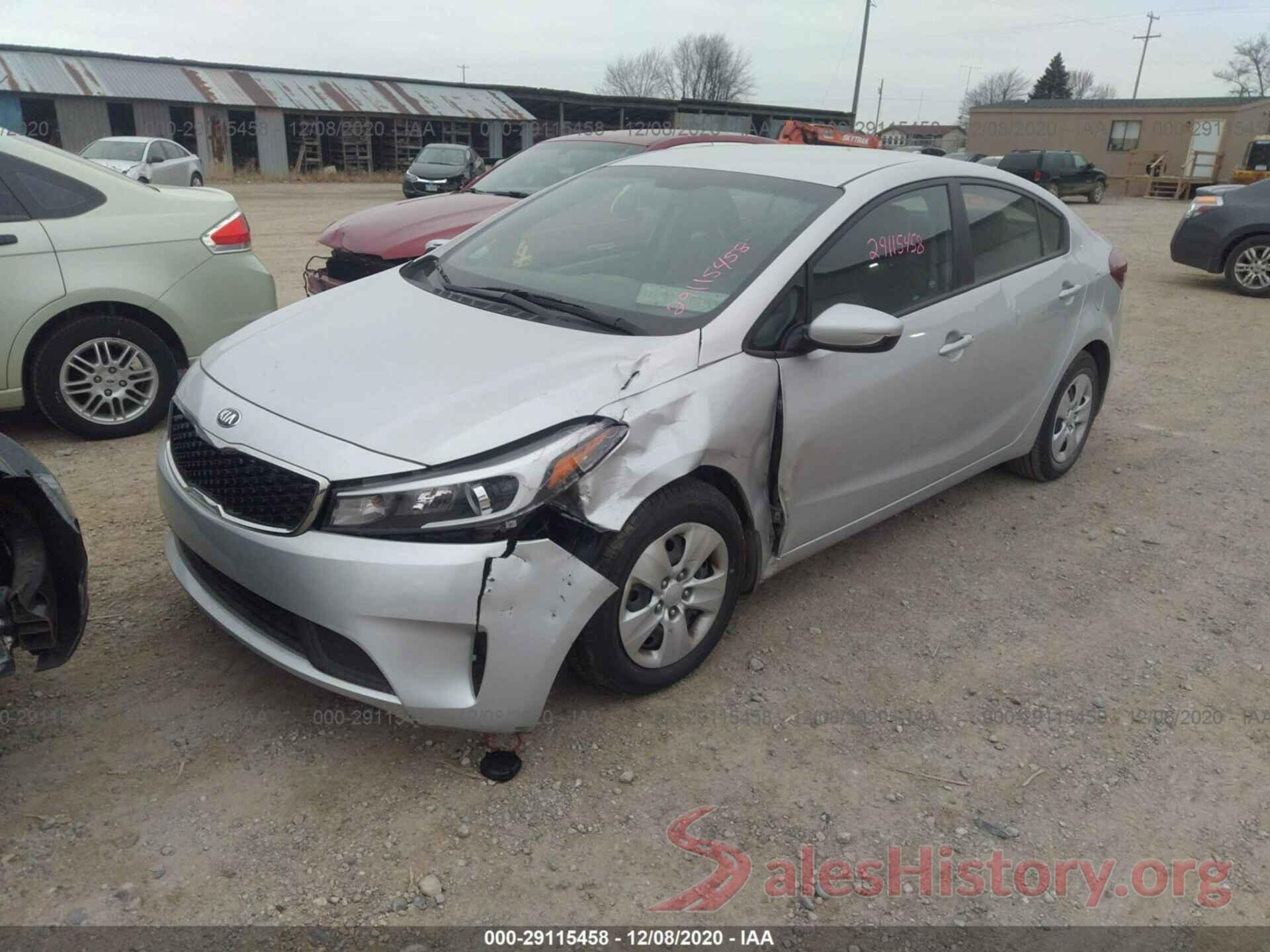 3KPFK4A71JE225186 2018 KIA FORTE