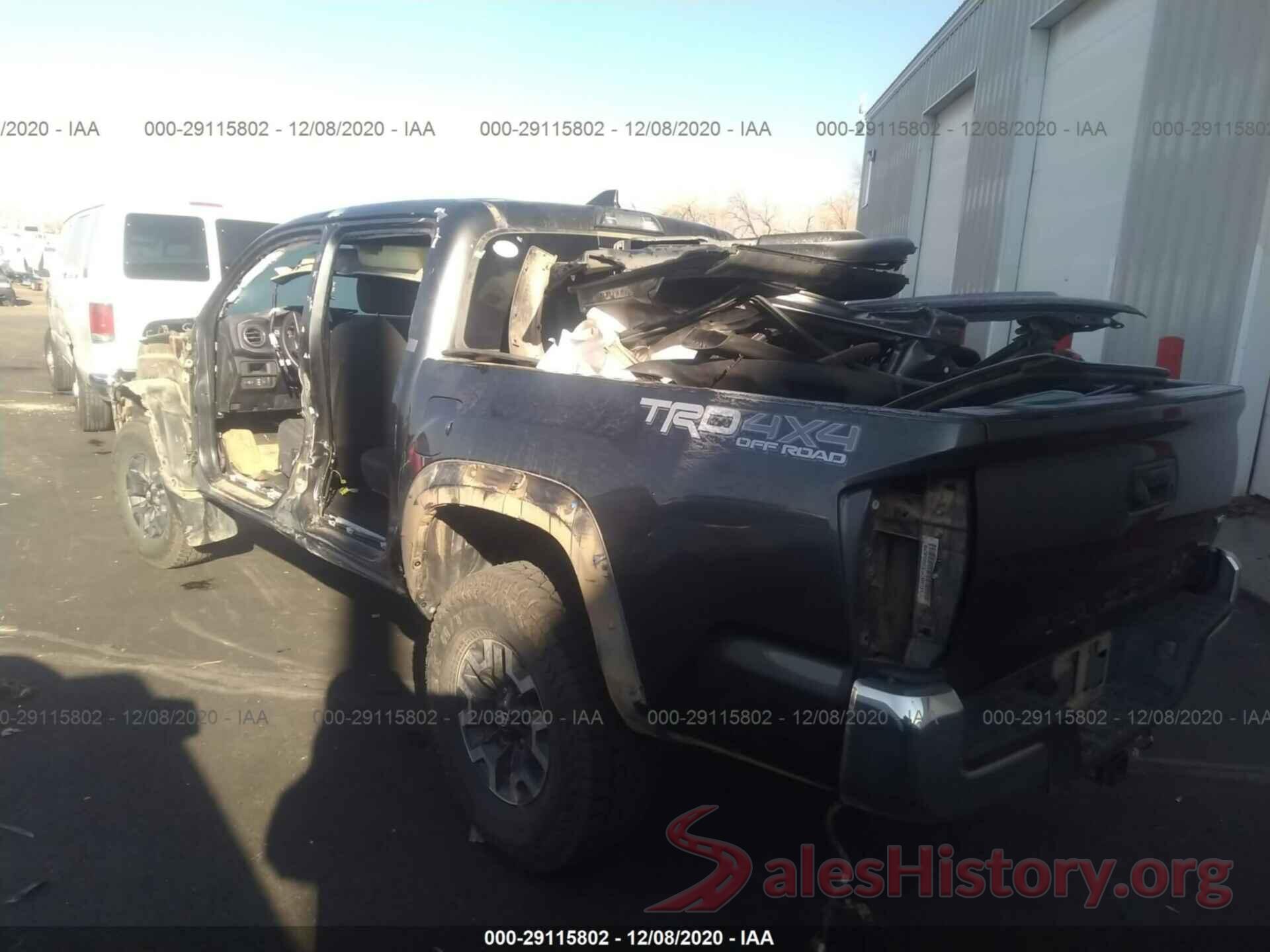 3TMCZ5AN4KM225886 2019 TOYOTA TACOMA 4WD