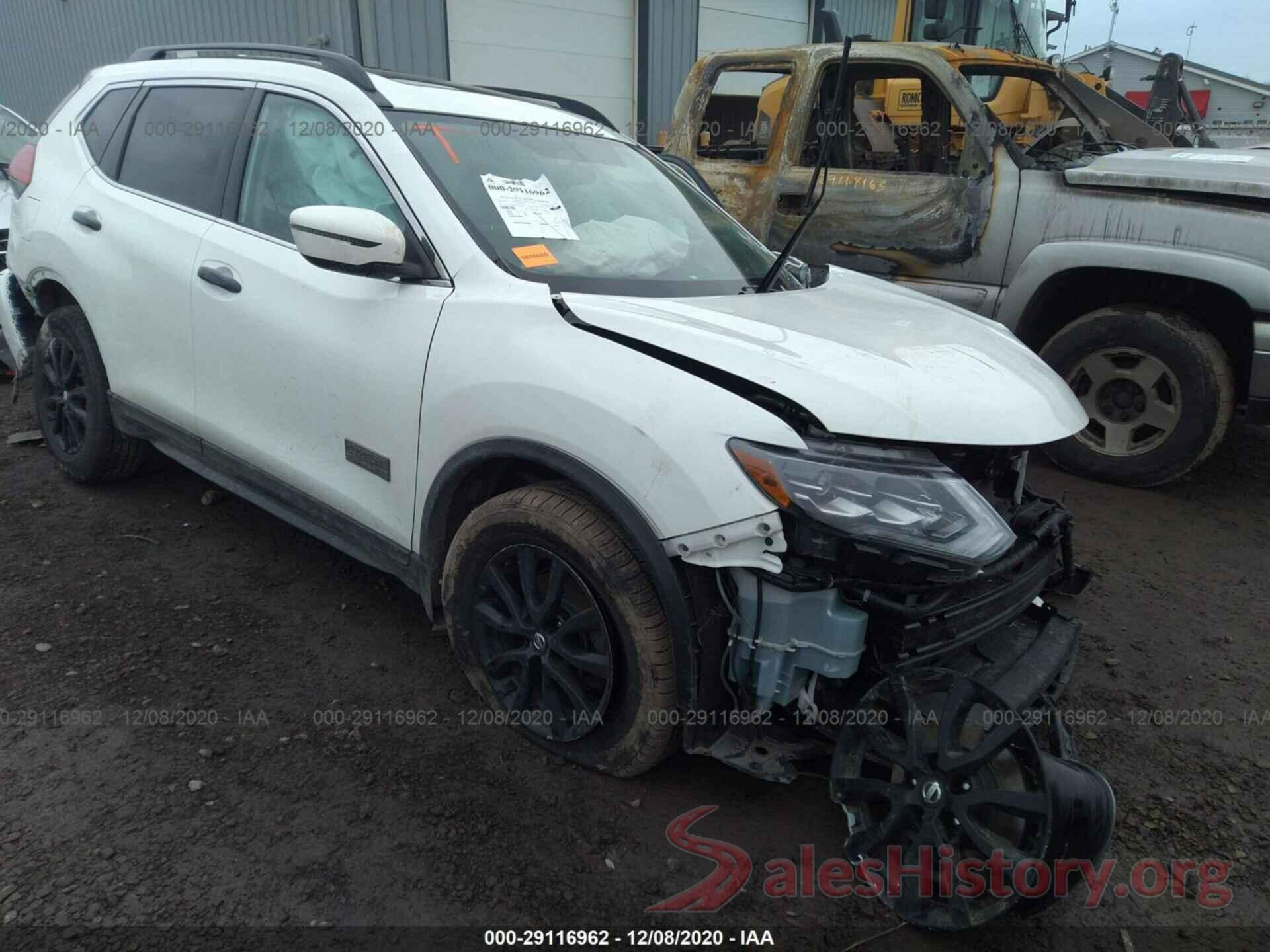 5N1AT2MV8HC767582 2017 NISSAN ROGUE