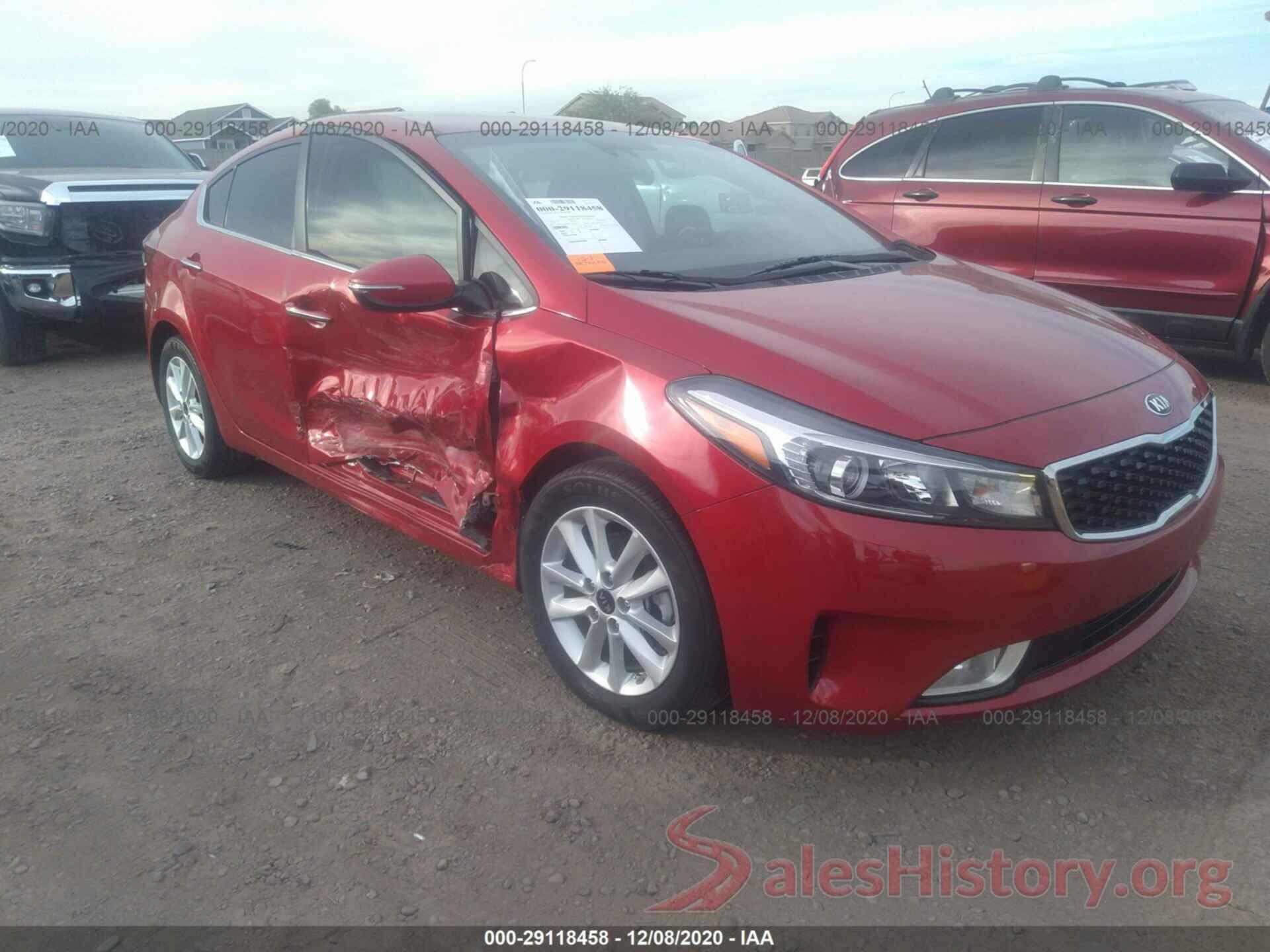 3KPFL4A78HE157556 2017 KIA FORTE