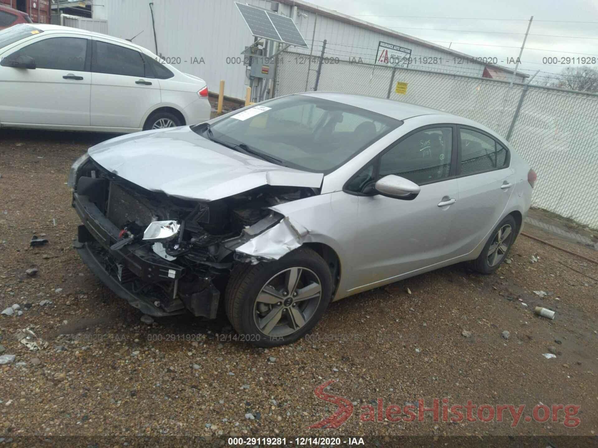 3KPFL4A75JE211725 2018 KIA FORTE