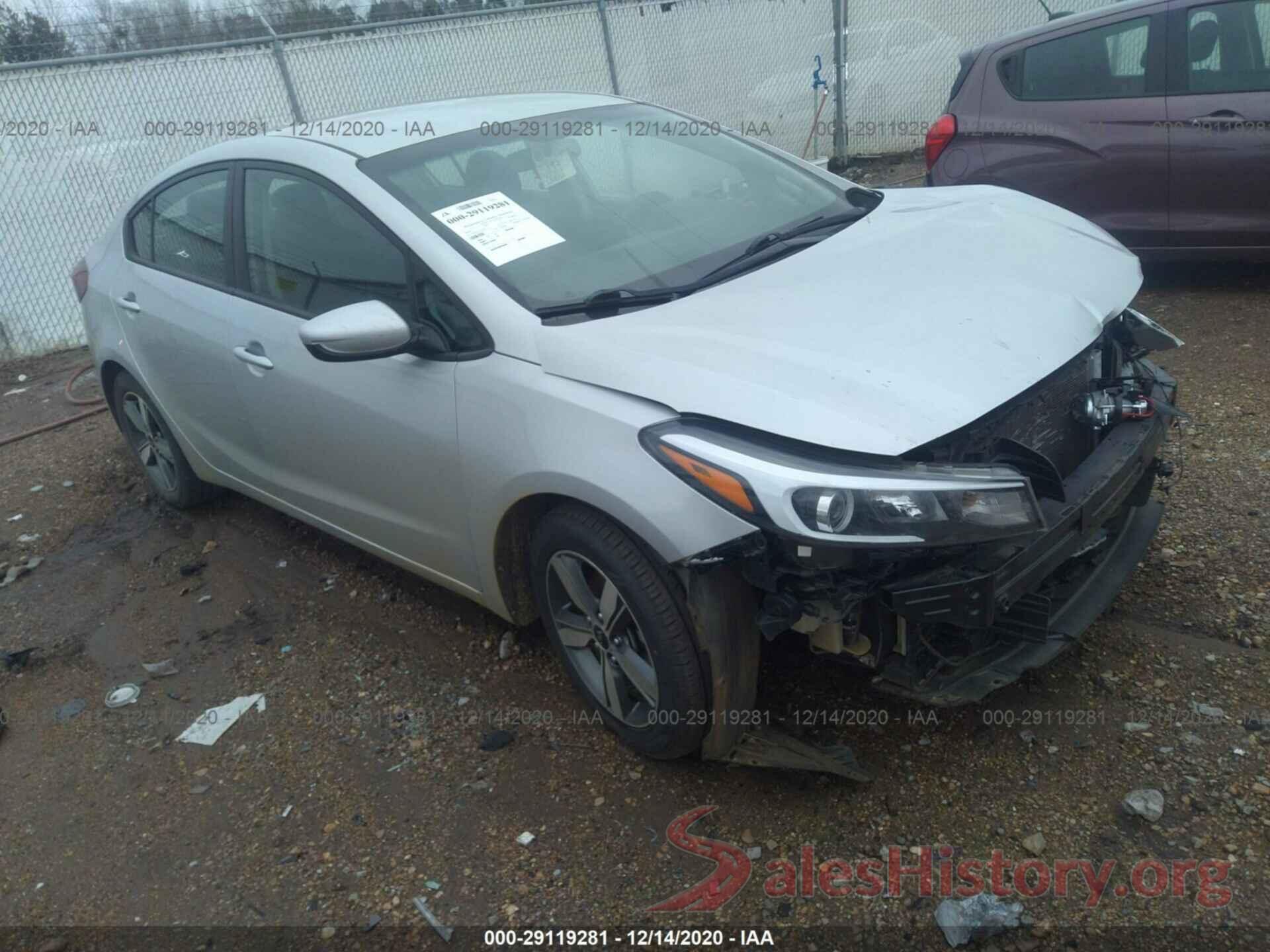 3KPFL4A75JE211725 2018 KIA FORTE