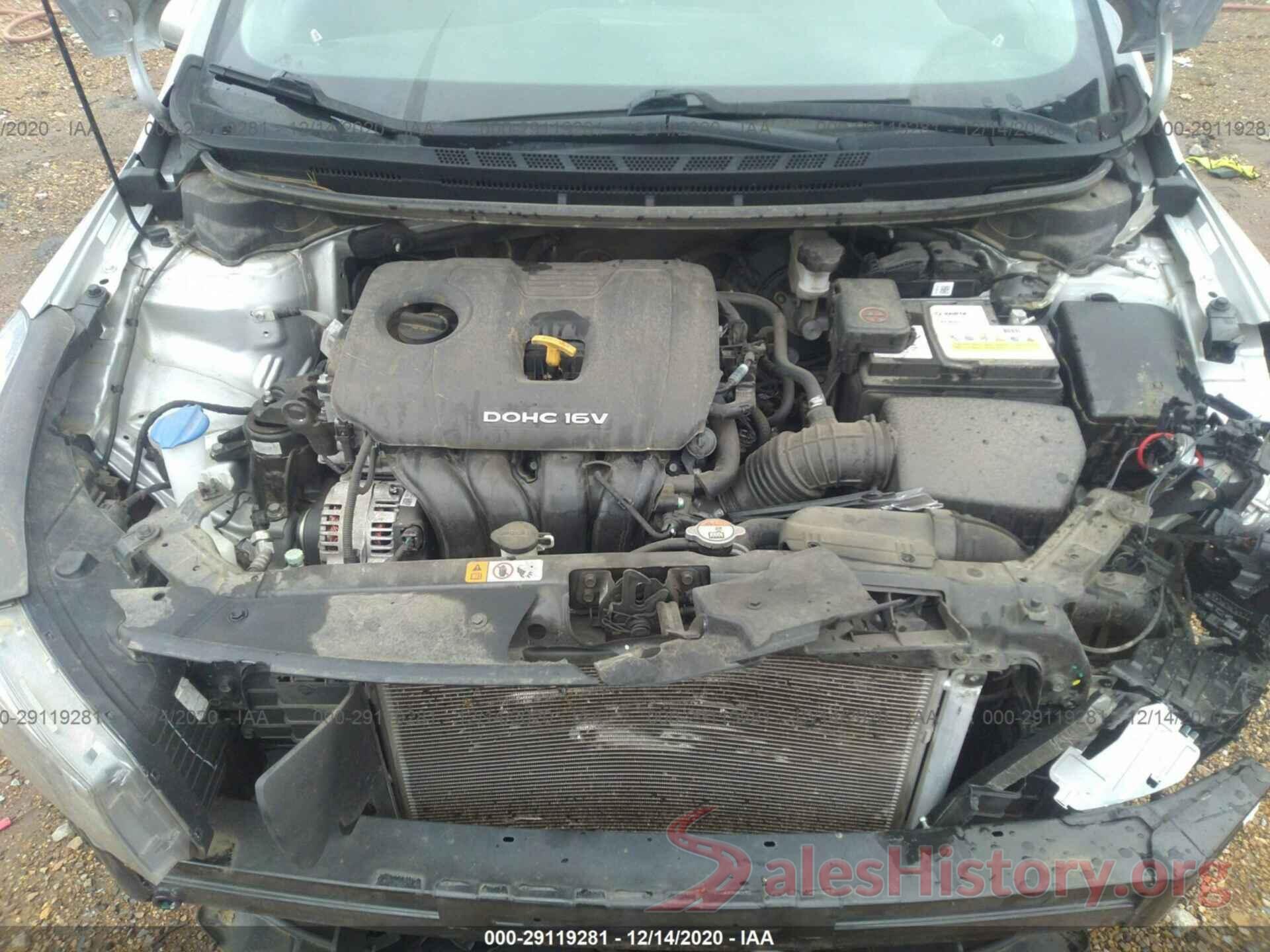 3KPFL4A75JE211725 2018 KIA FORTE