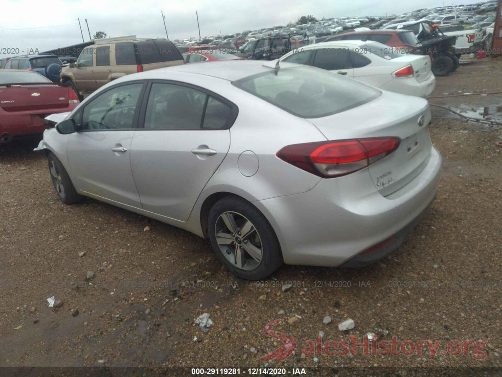 3KPFL4A75JE211725 2018 KIA FORTE