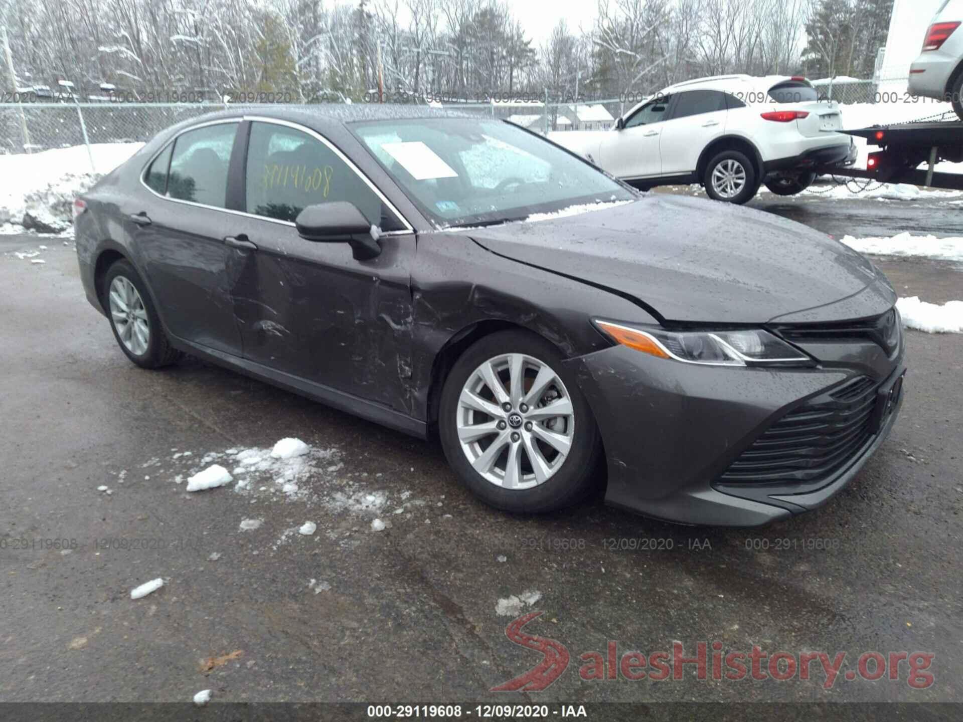 4T1B11HK1KU241736 2019 TOYOTA CAMRY