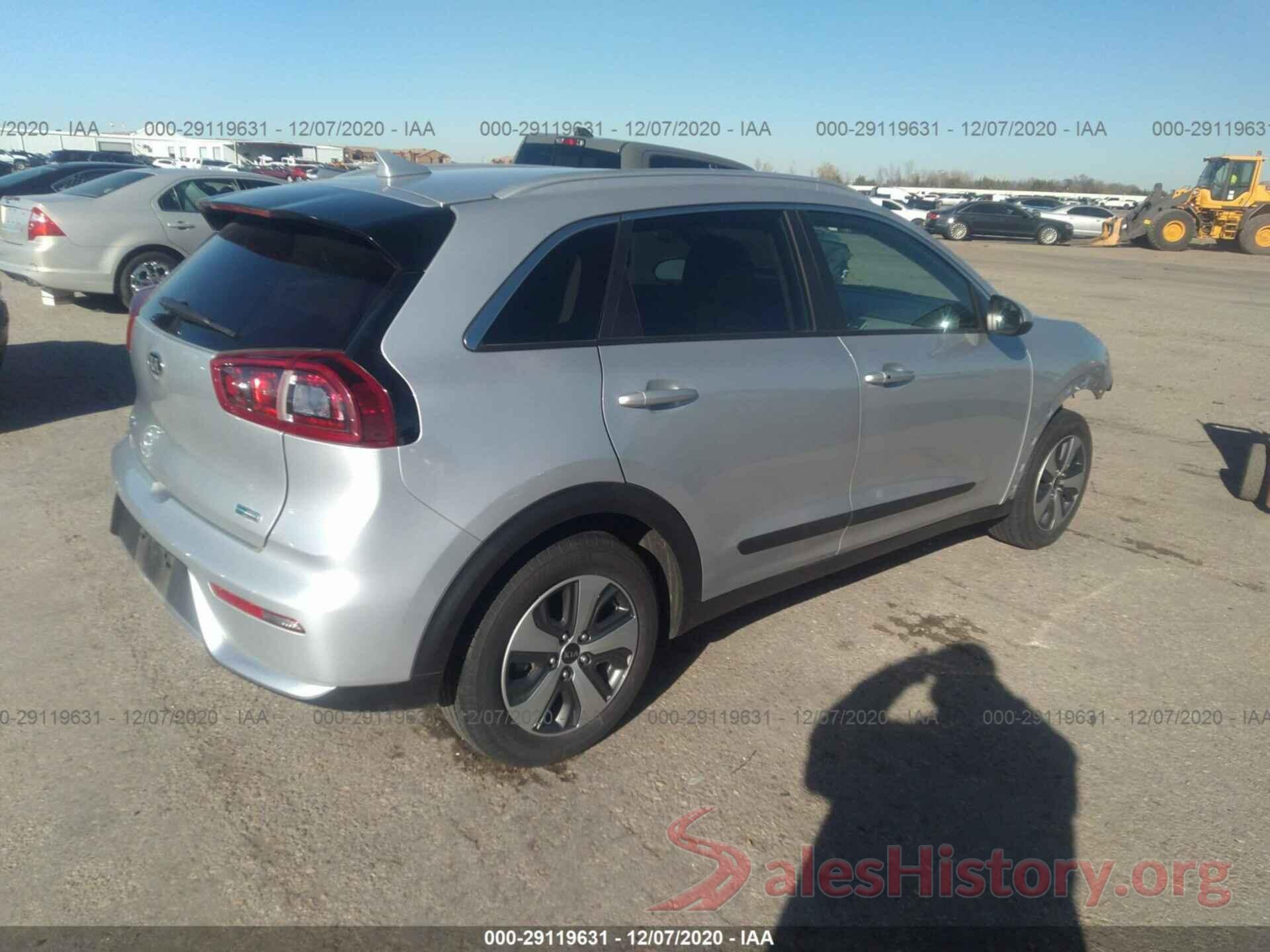 KNDCB3LC7K5251649 2019 KIA NIRO