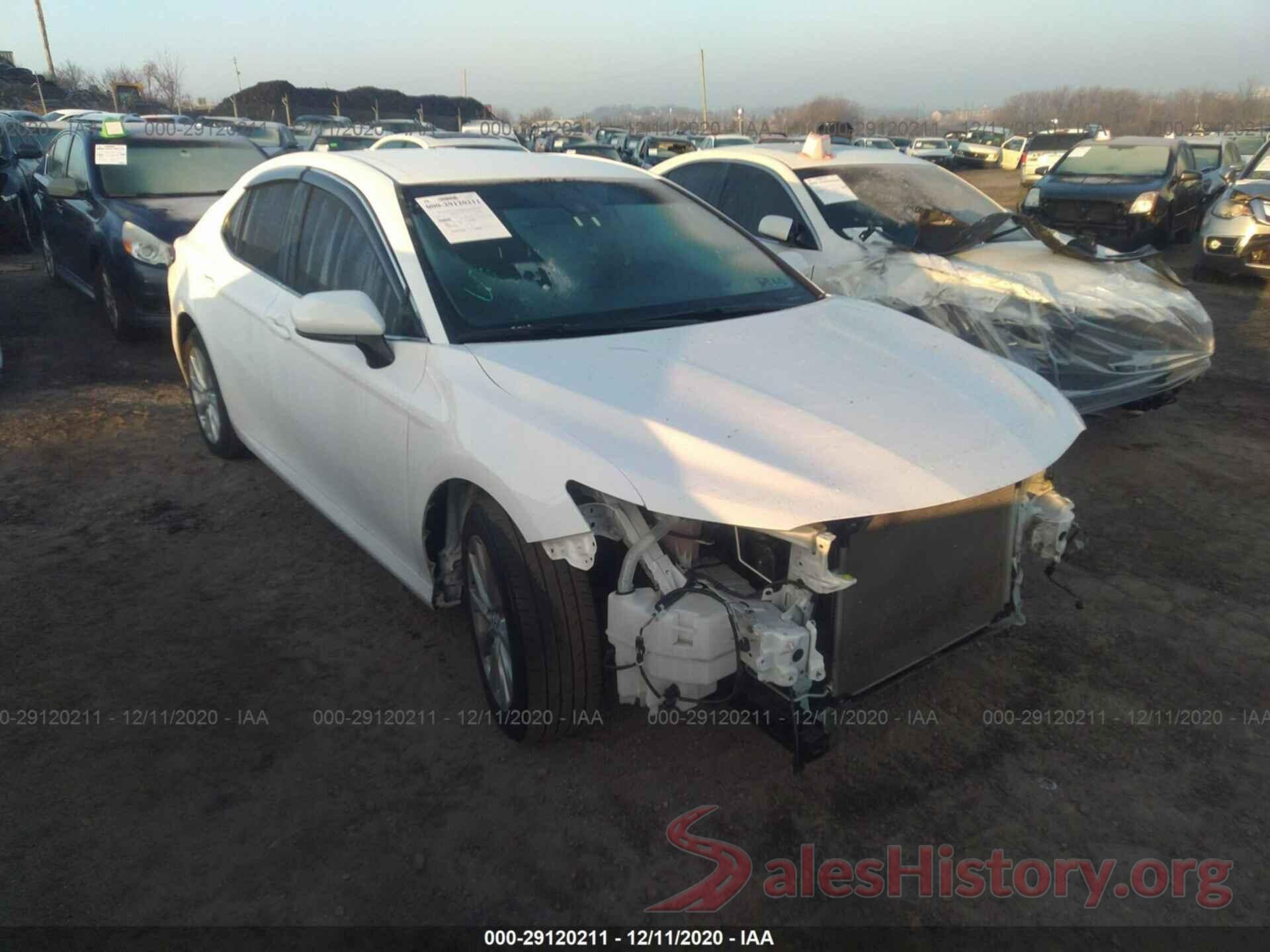 4T1B11HK7KU704303 2019 TOYOTA CAMRY