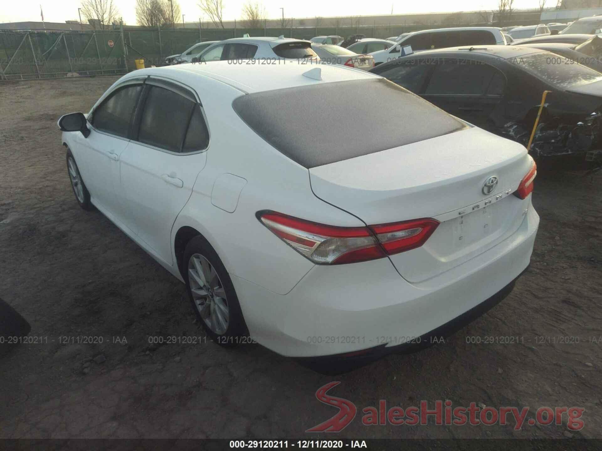 4T1B11HK7KU704303 2019 TOYOTA CAMRY