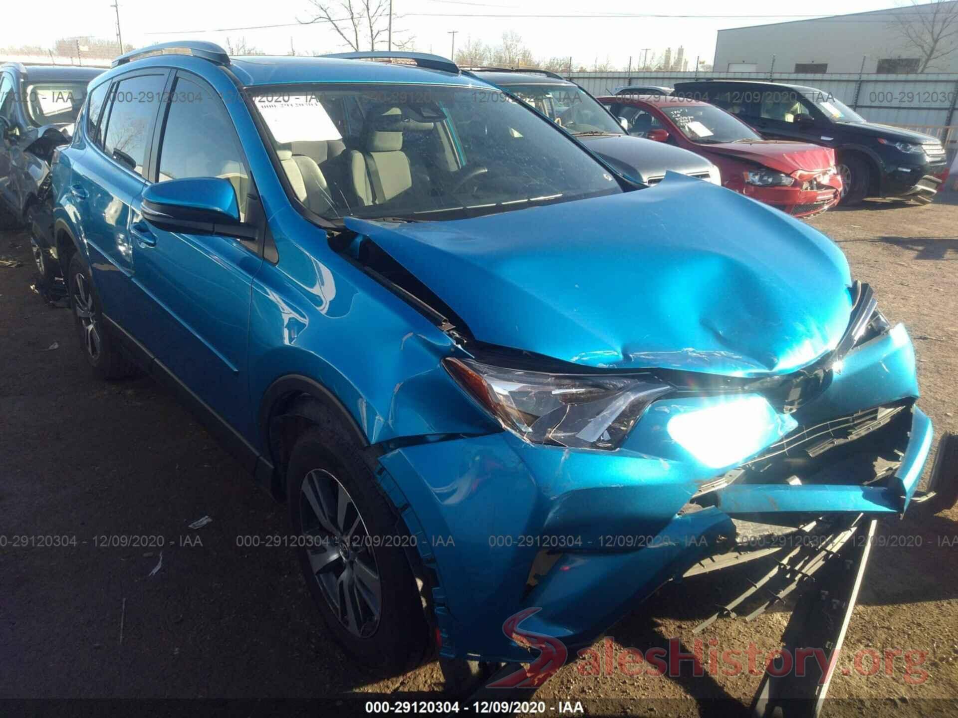 JTMWFREV6JD128643 2018 TOYOTA RAV4