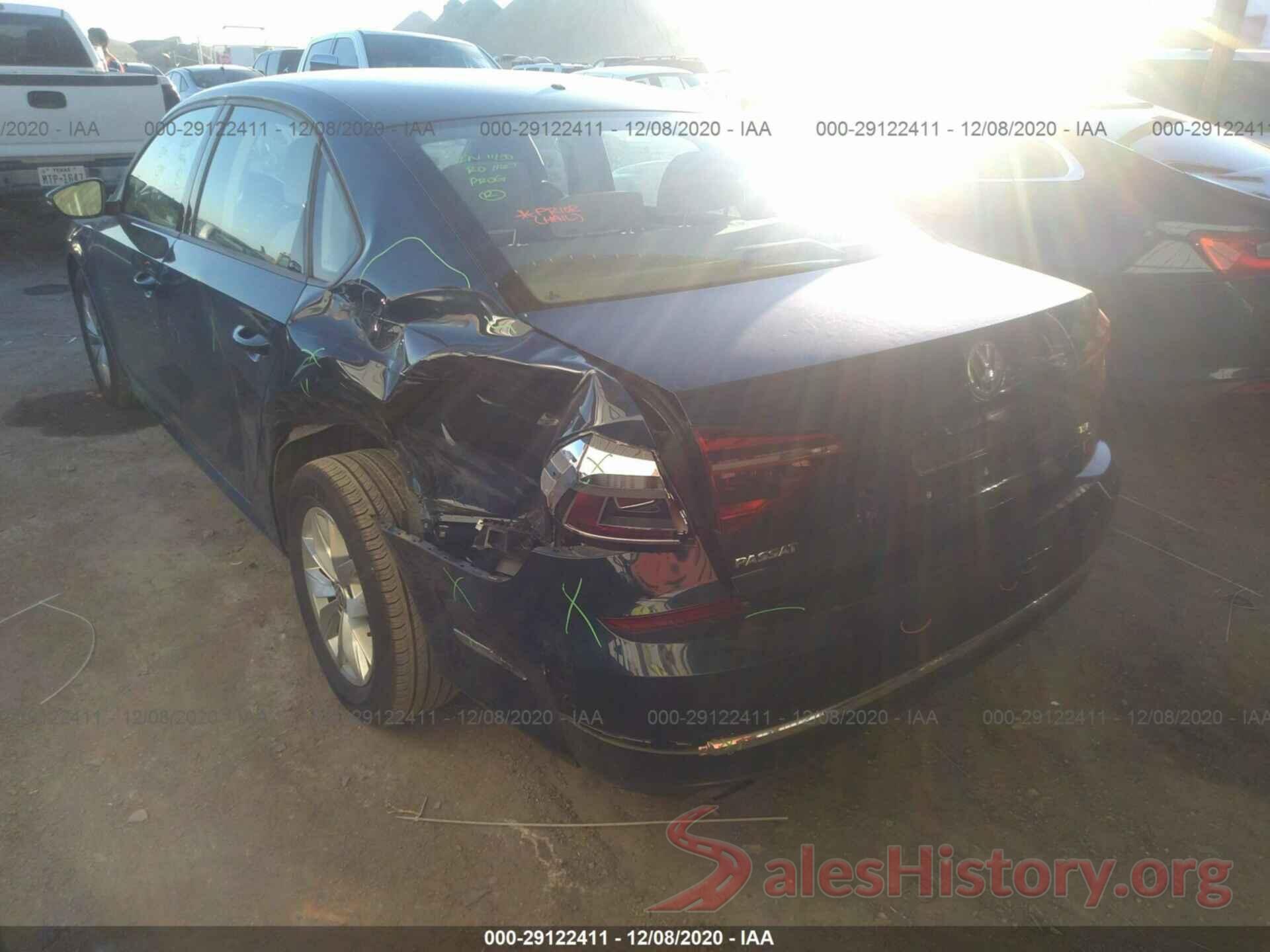 1VWAA7A3XJC033782 2018 VOLKSWAGEN PASSAT