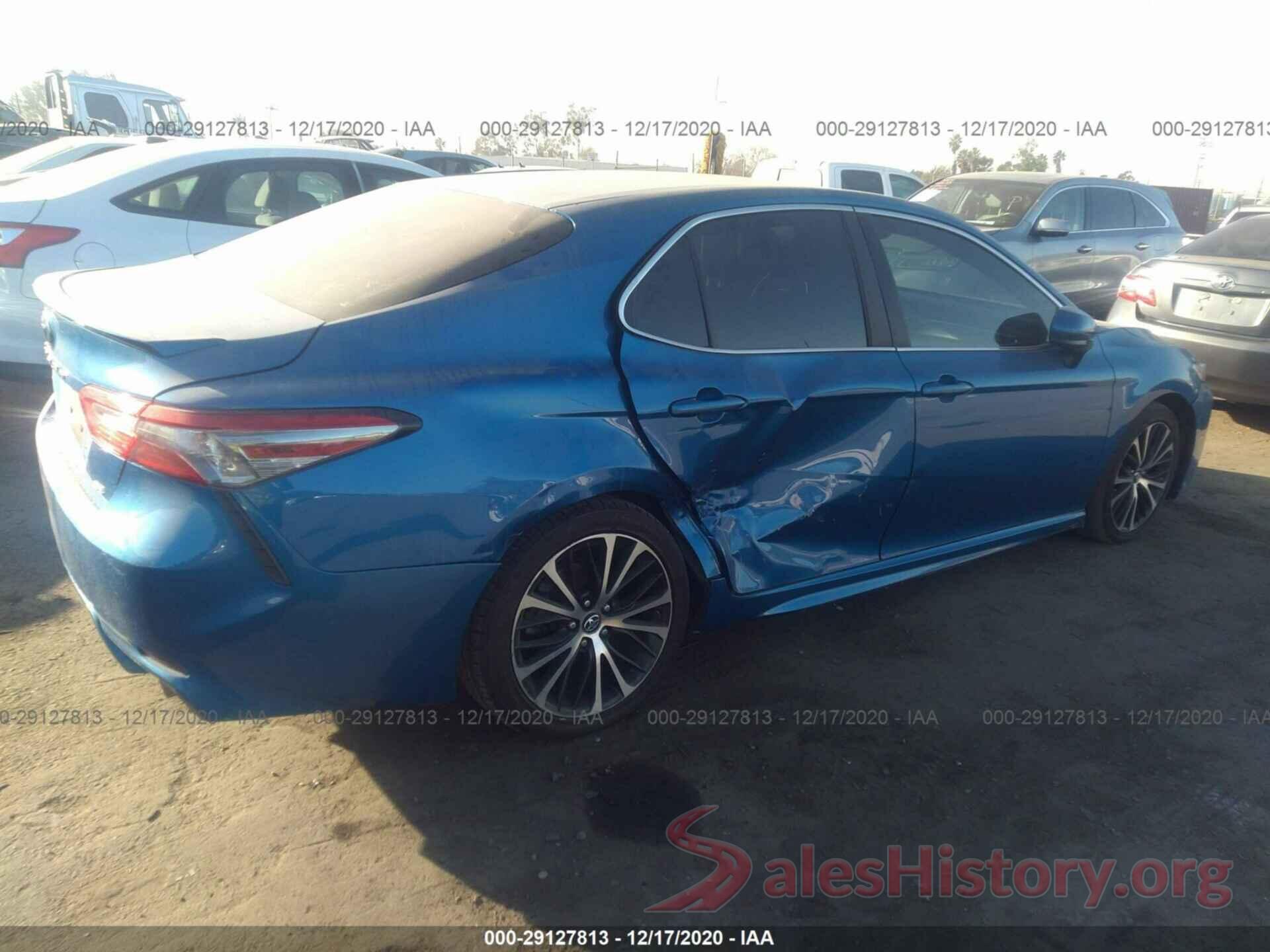 4T1B11HK9JU006421 2018 TOYOTA CAMRY