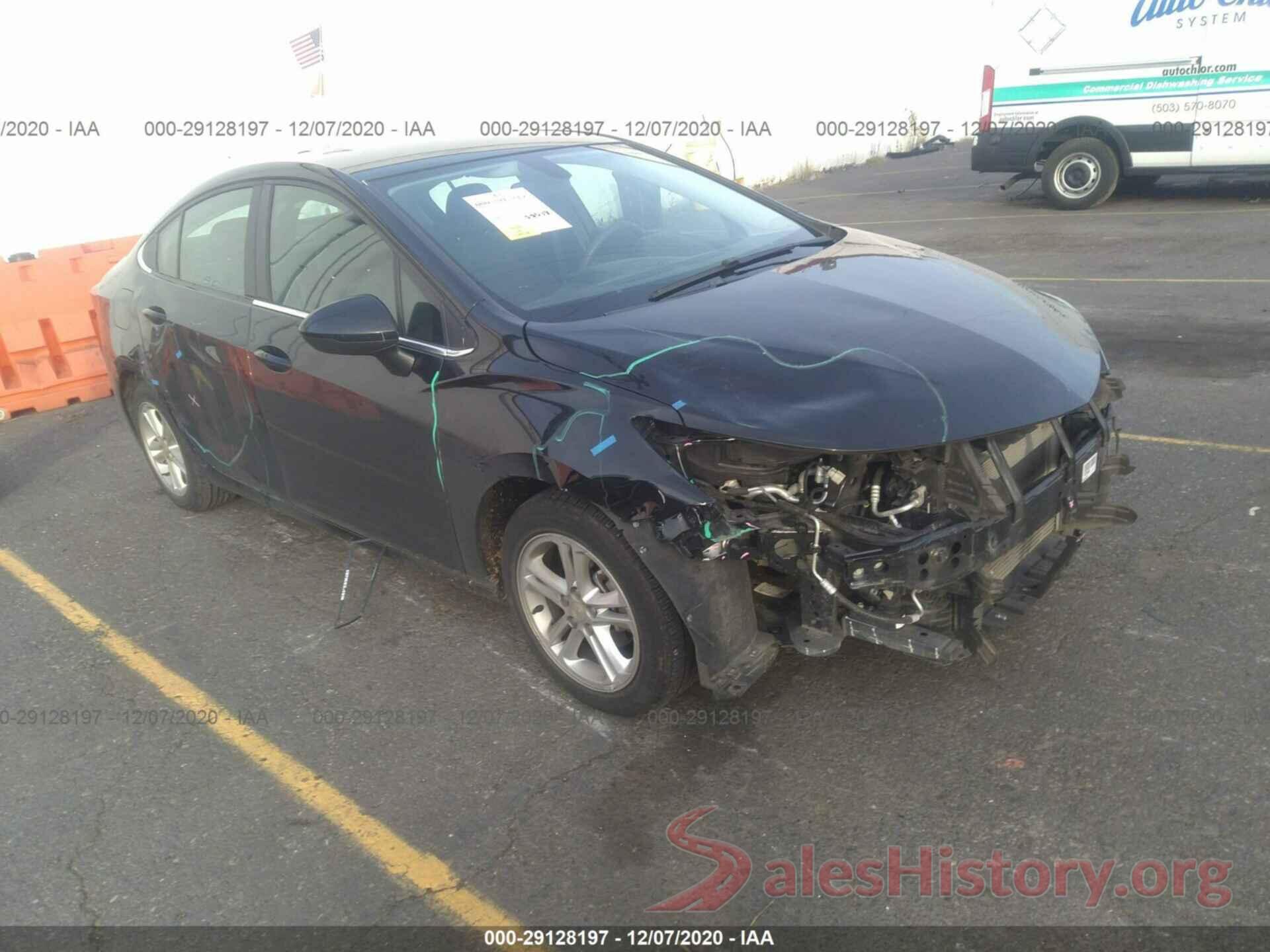 1G1BE5SM6J7156777 2018 CHEVROLET CRUZE