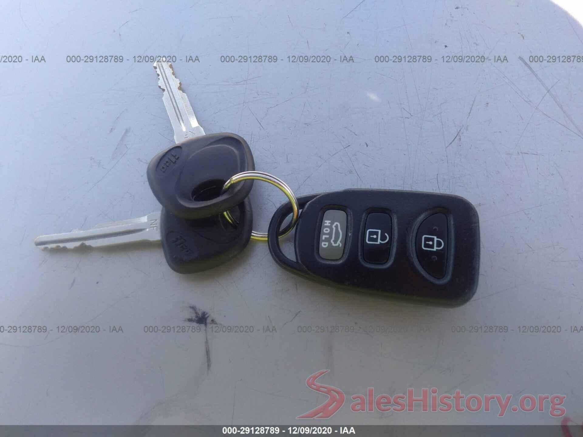 5NPDH4AE8GH761836 2016 HYUNDAI ELANTRA