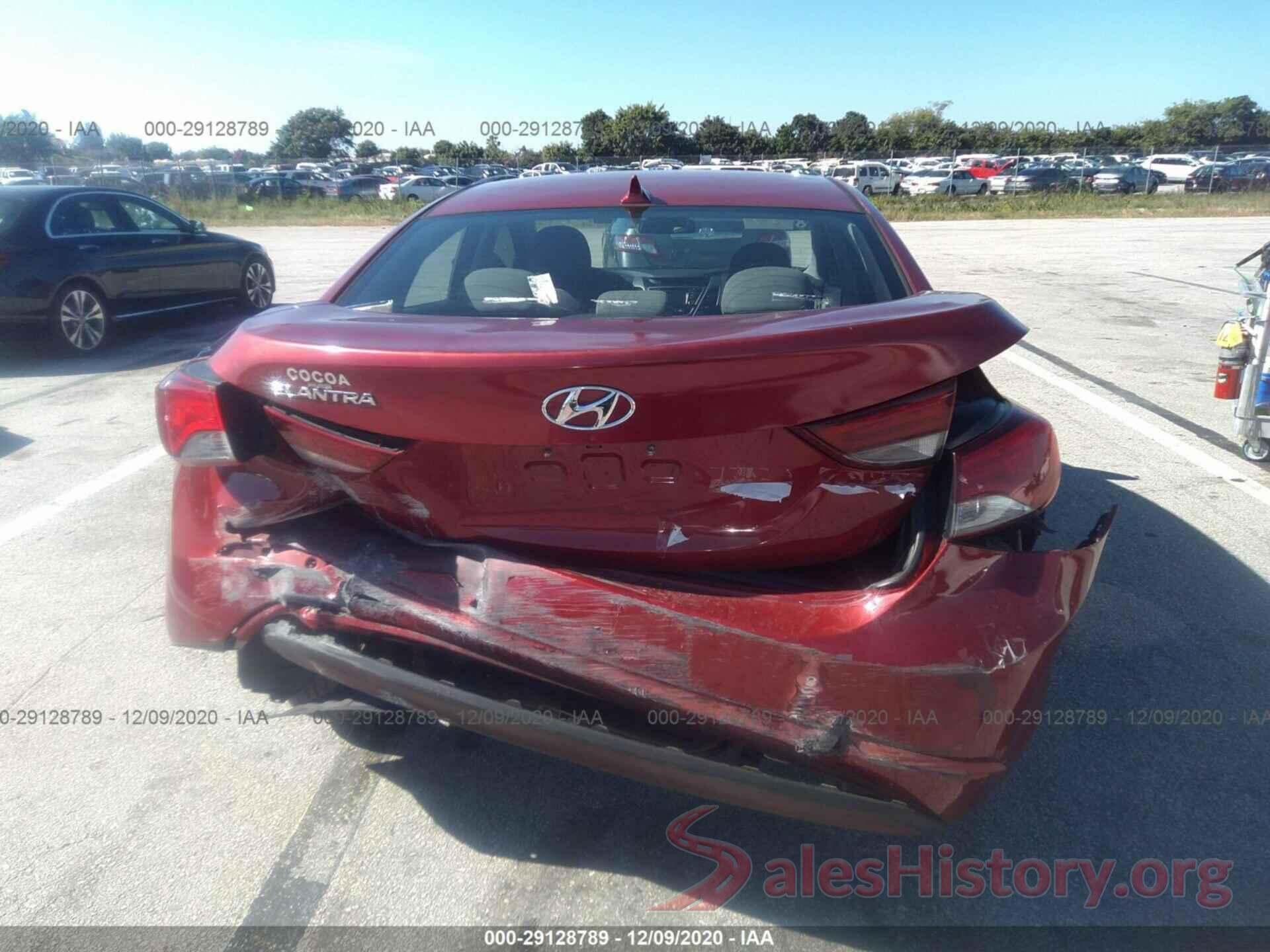 5NPDH4AE8GH761836 2016 HYUNDAI ELANTRA