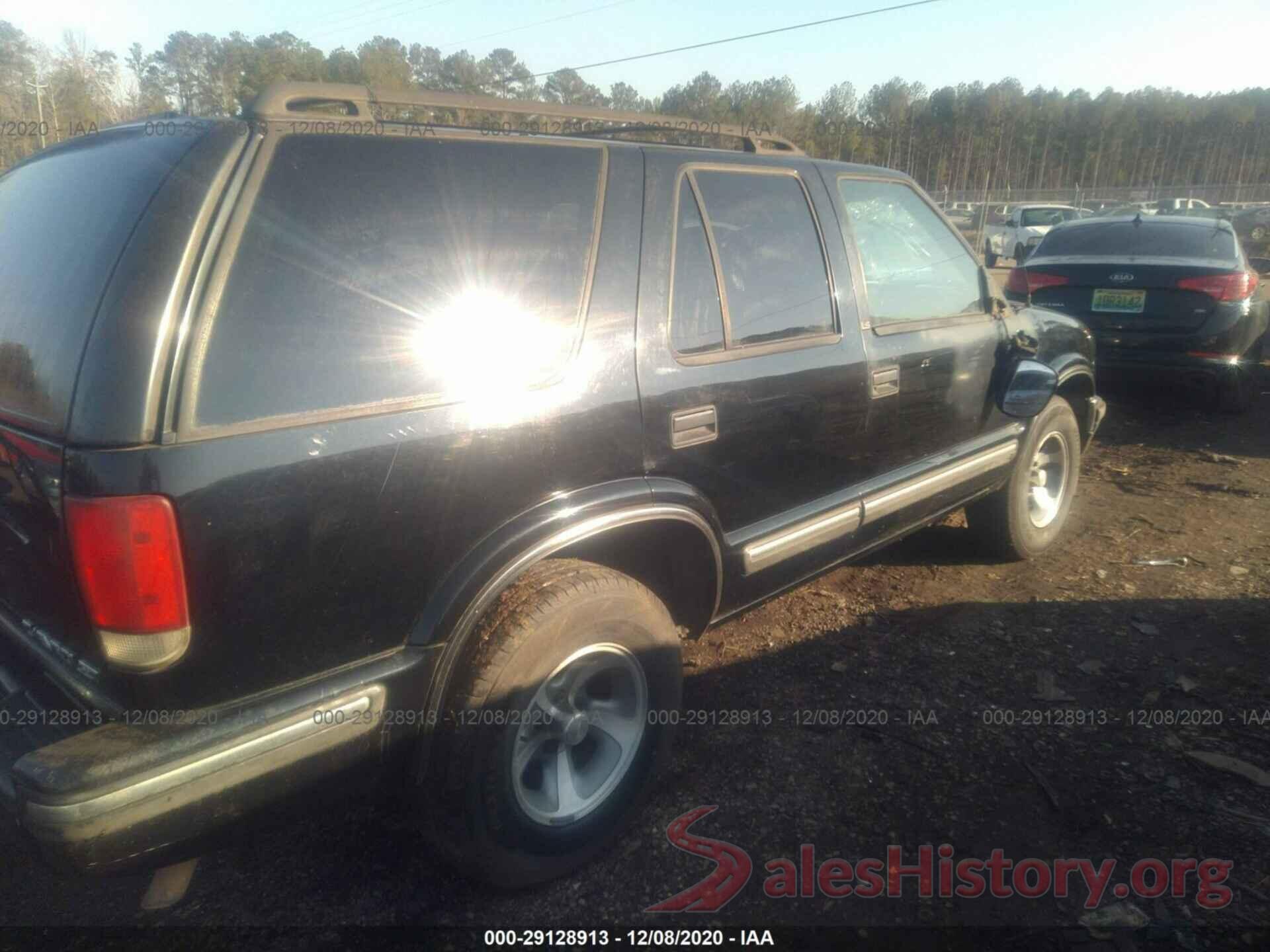 1GNCS13W9W2229469 1998 CHEVROLET BLAZER