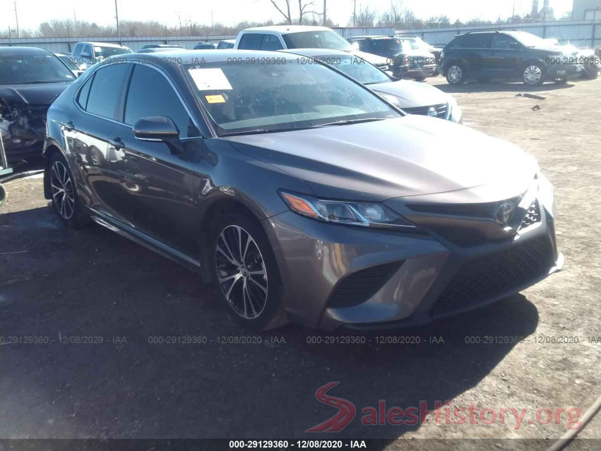 4T1B11HK5KU203703 2019 TOYOTA CAMRY