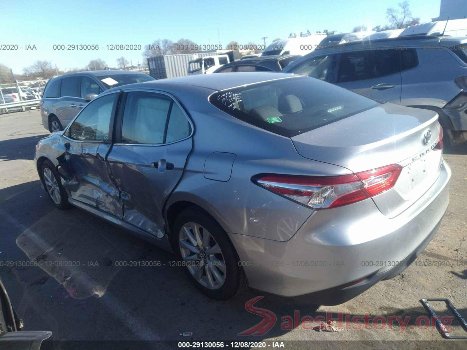 4T1B11HK0JU091150 2018 TOYOTA CAMRY