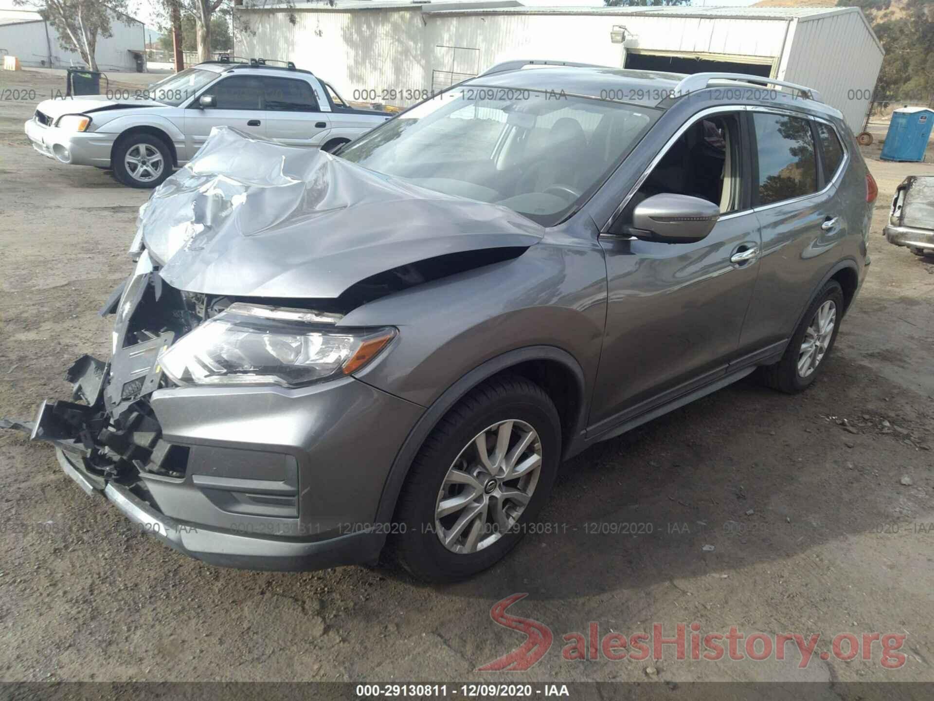 KNMAT2MT8HP501863 2017 NISSAN ROGUE