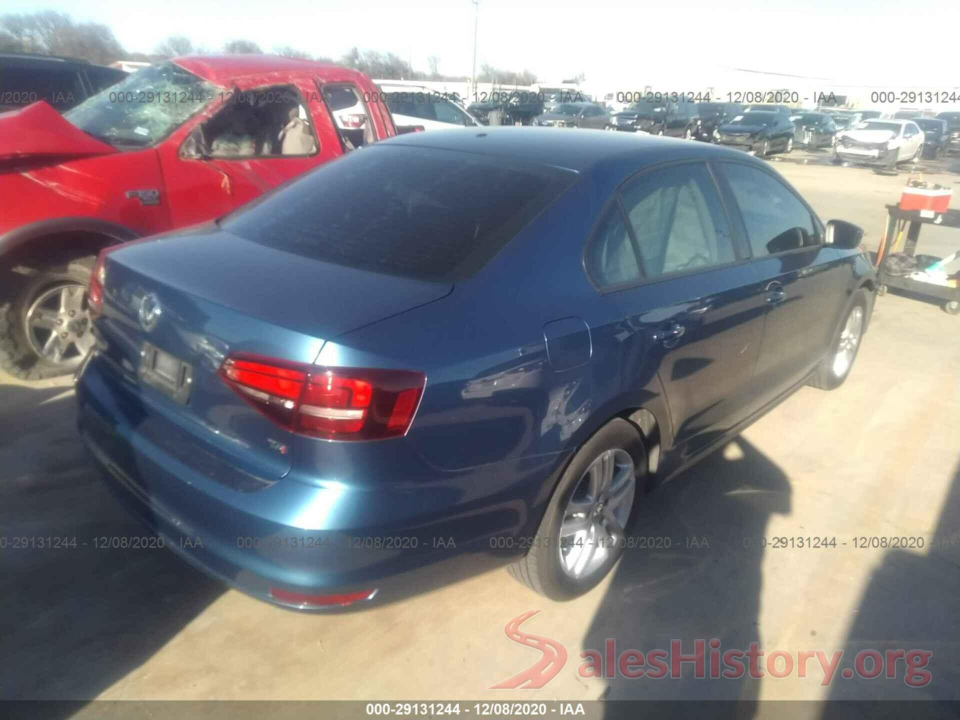 3VW2B7AJ9JM261559 2018 VOLKSWAGEN JETTA