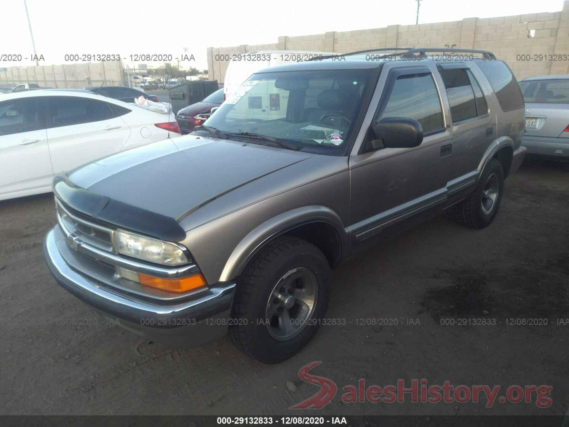 1GNCS13WX12120009 2001 CHEVROLET BLAZER