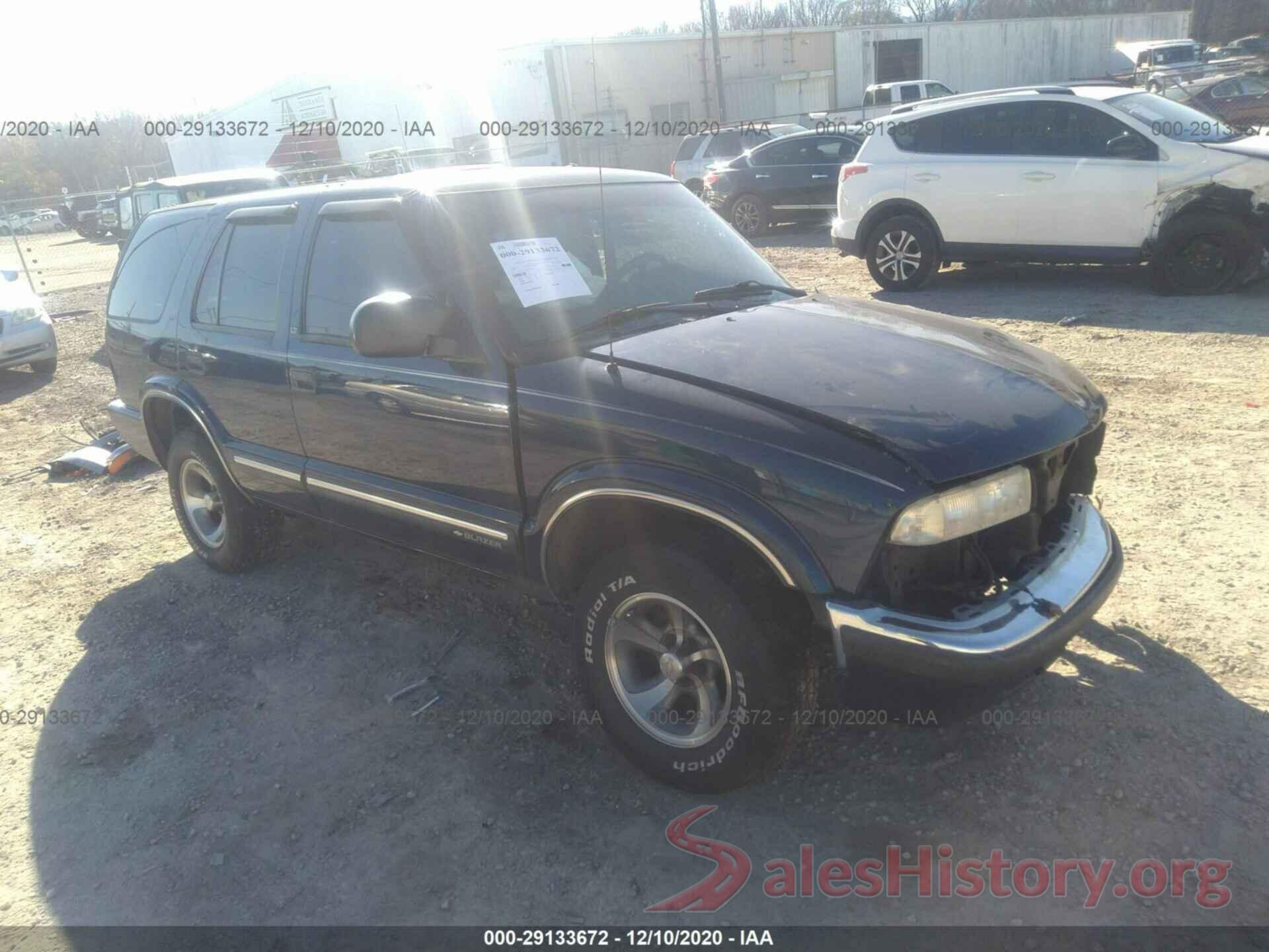 1GNCS13W0Y2258670 2000 CHEVROLET BLAZER