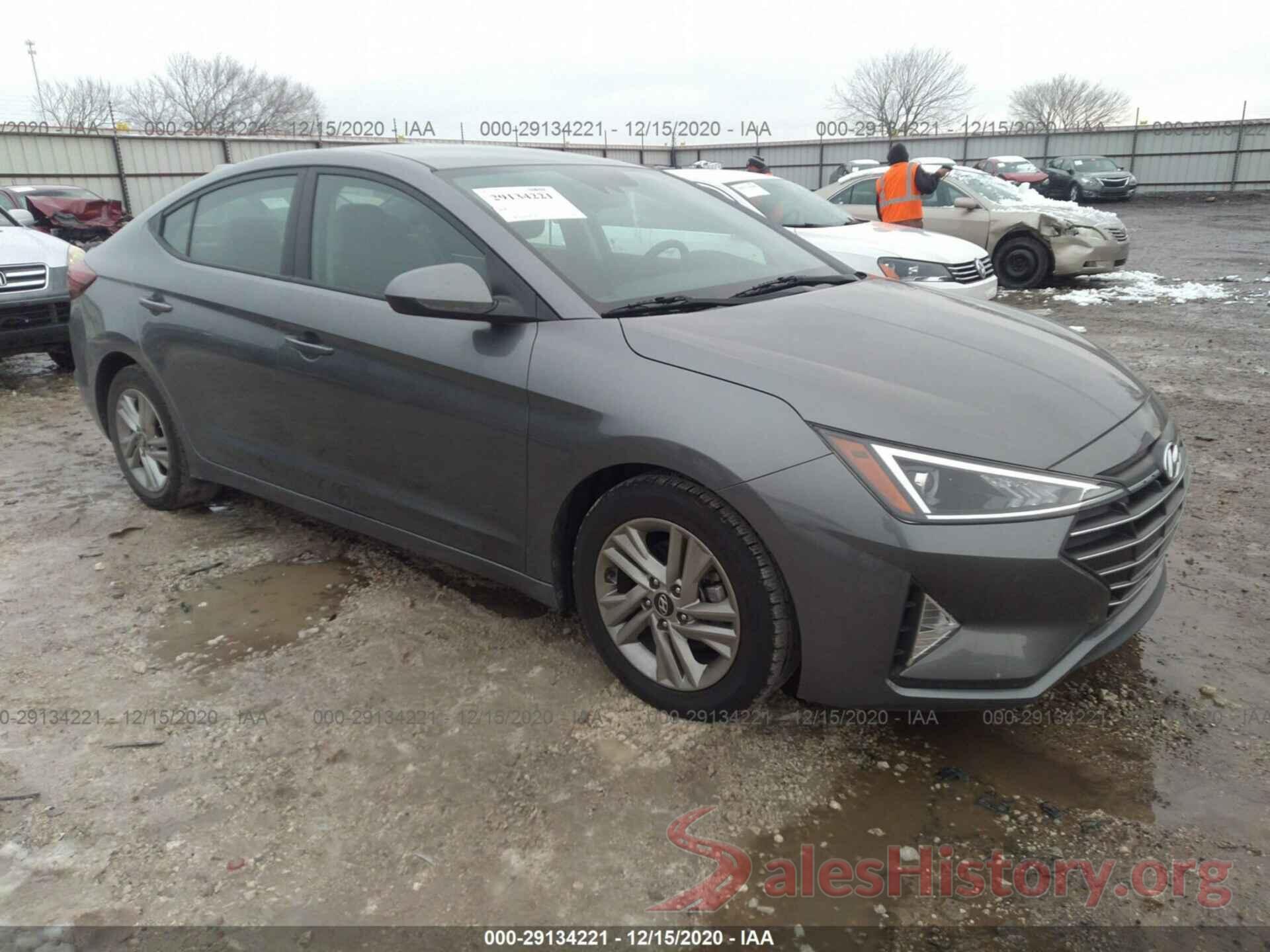 5NPD84LF5KH445499 2019 HYUNDAI ELANTRA