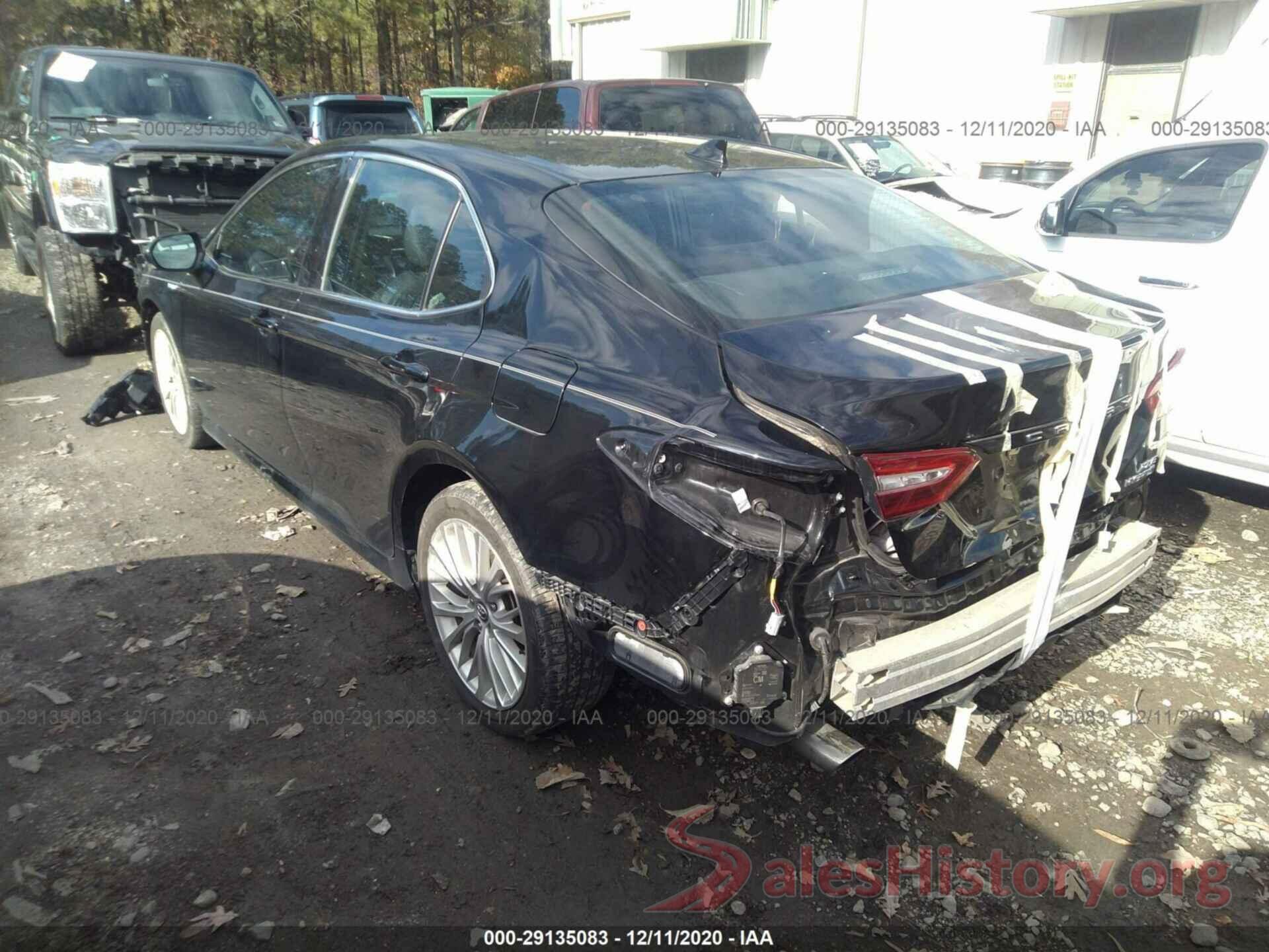 4T1B21HK2JU005737 2018 TOYOTA CAMRY