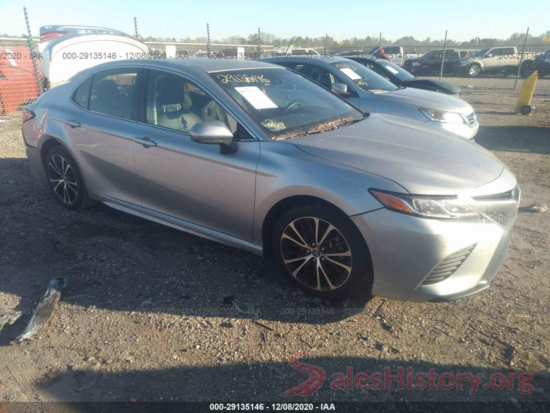 JTNB11HK2J3043364 2018 TOYOTA CAMRY