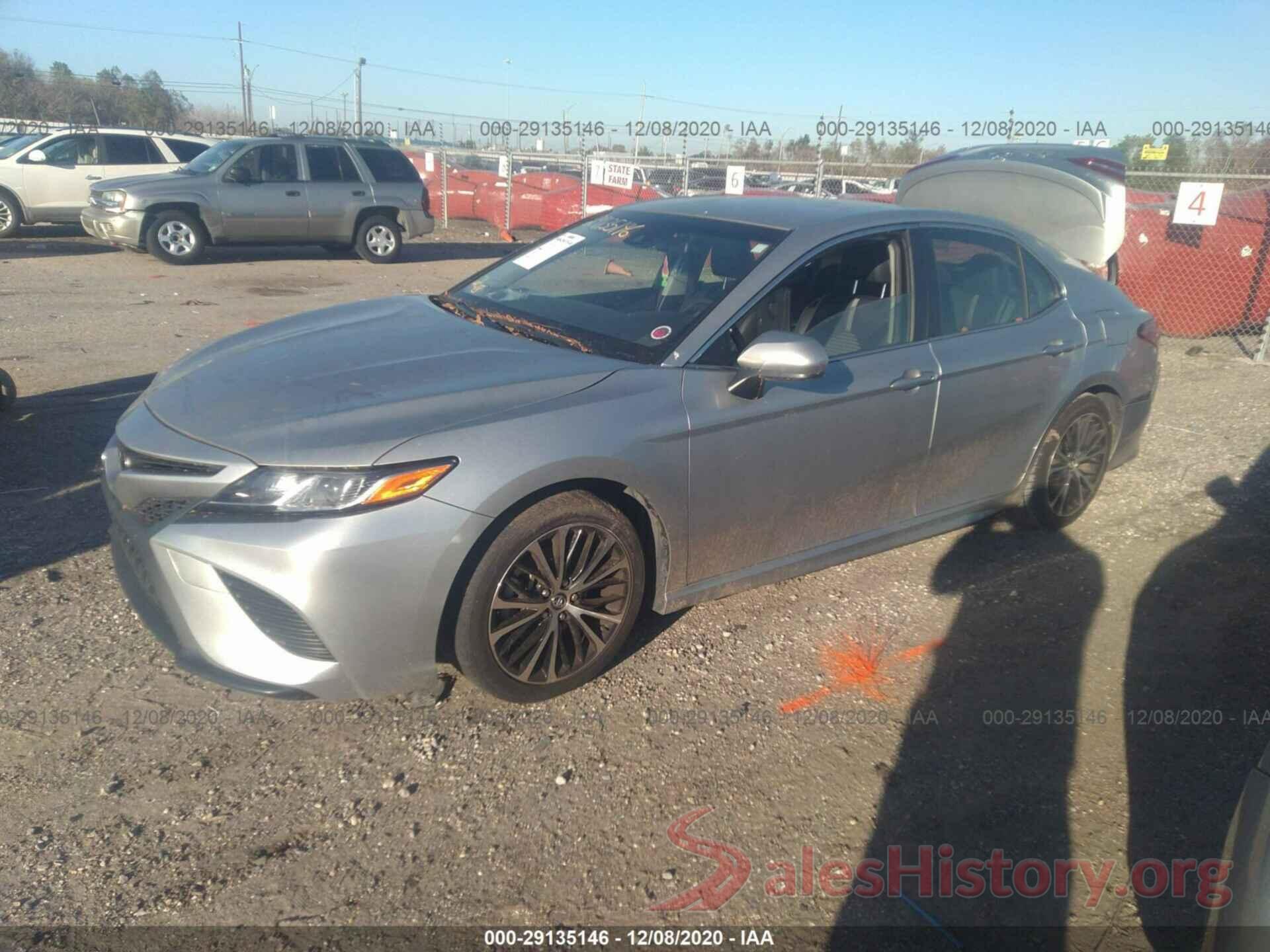 JTNB11HK2J3043364 2018 TOYOTA CAMRY