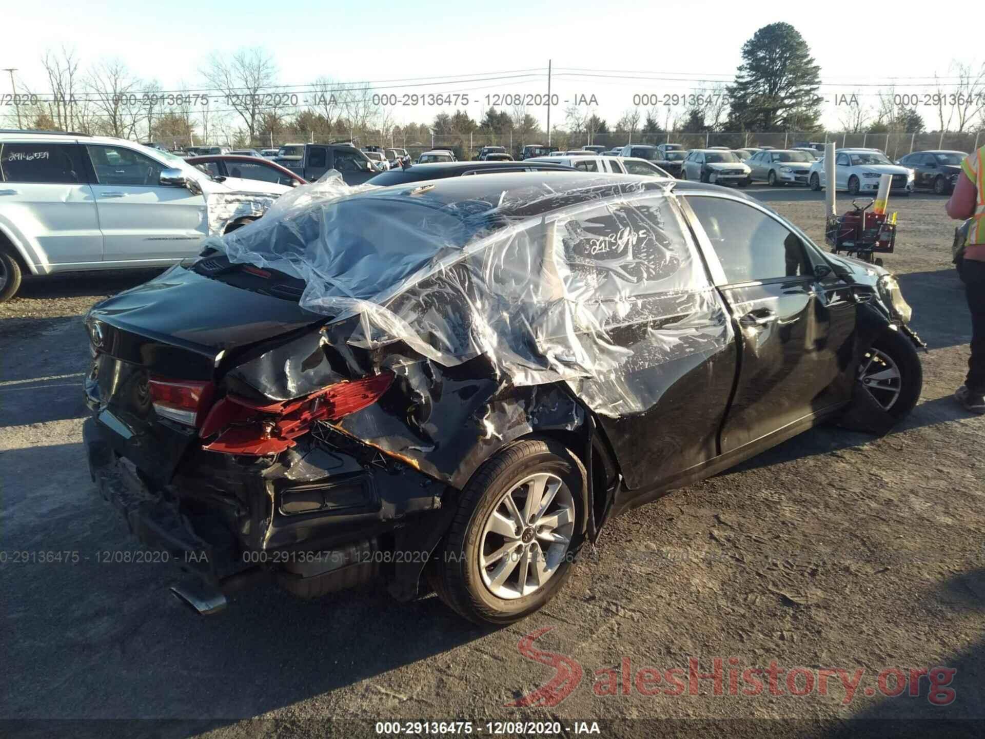 KNAGT4L36H5148653 2017 KIA OPTIMA