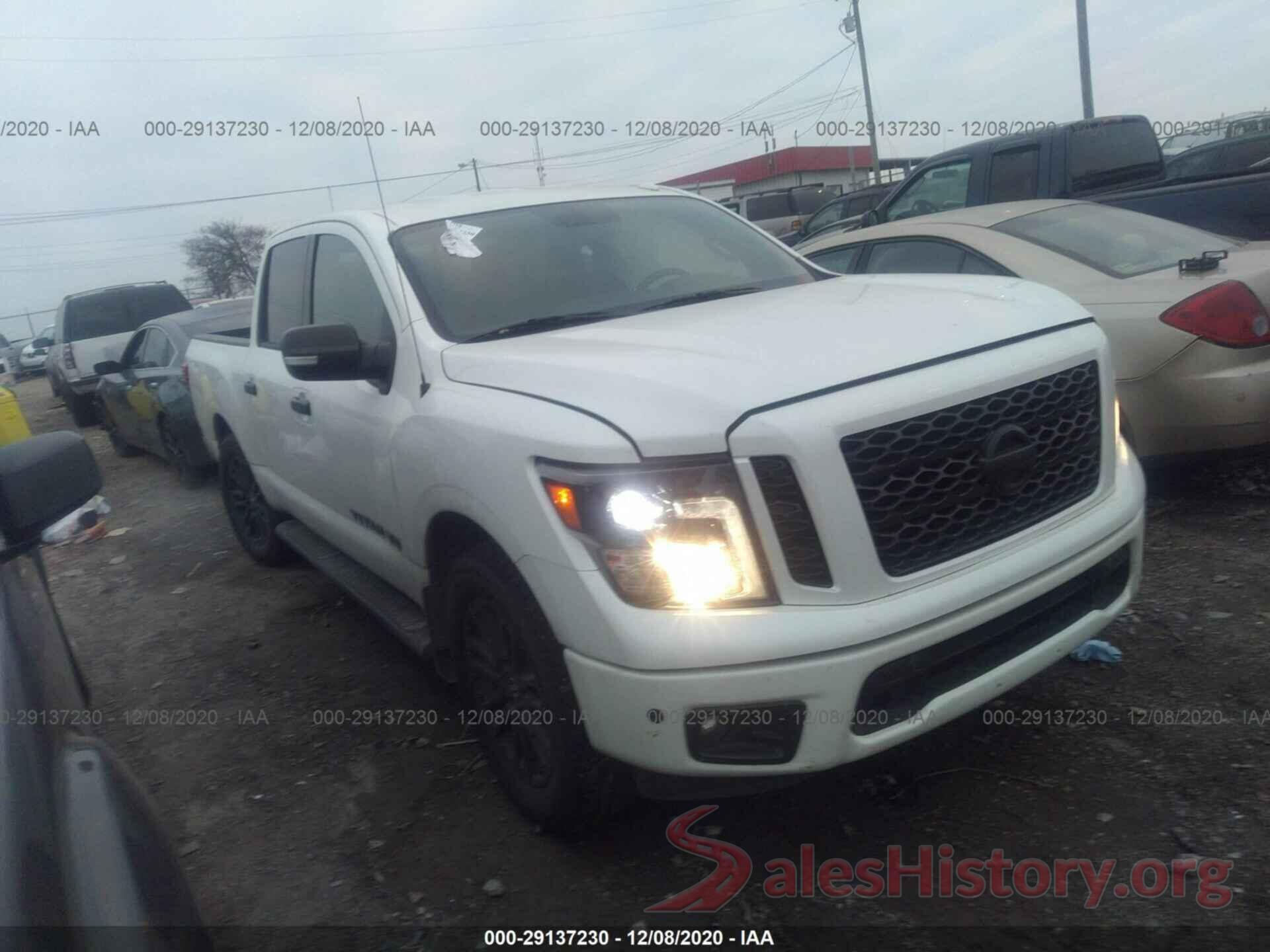 1N6AA1E62JN533800 2018 NISSAN TITAN